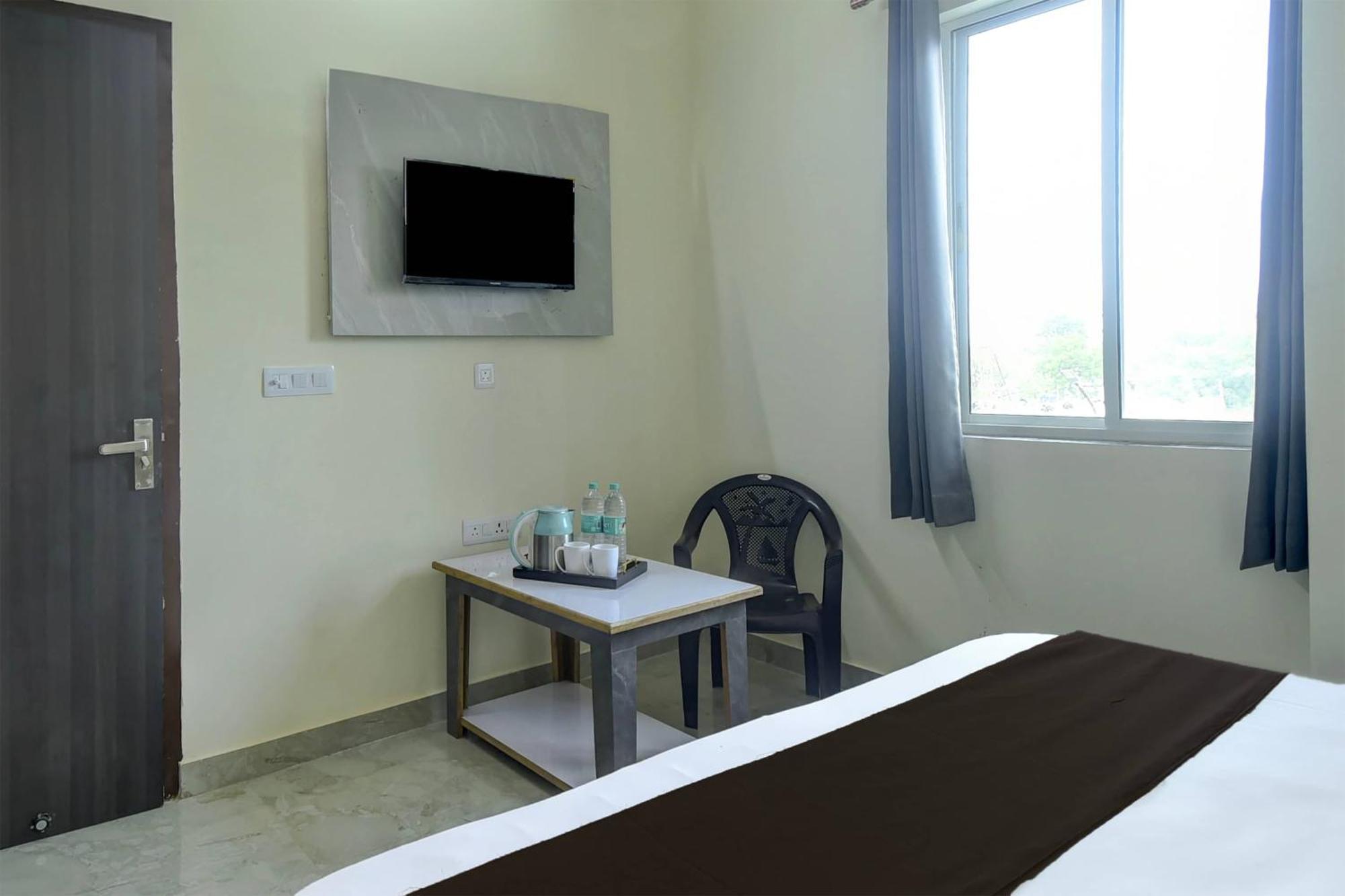 Hotel O Veeru Aana Jaipur