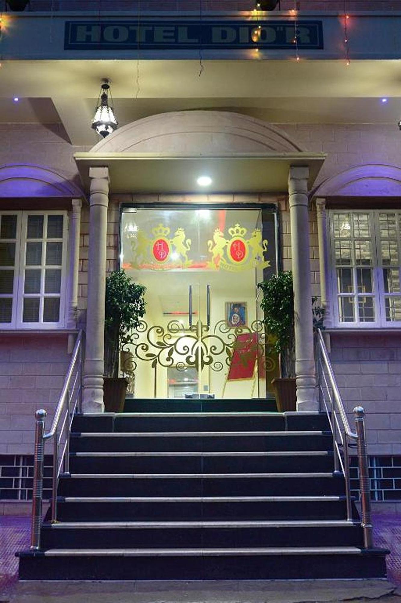 Dior Near Jal Mahal, Hotel 3*