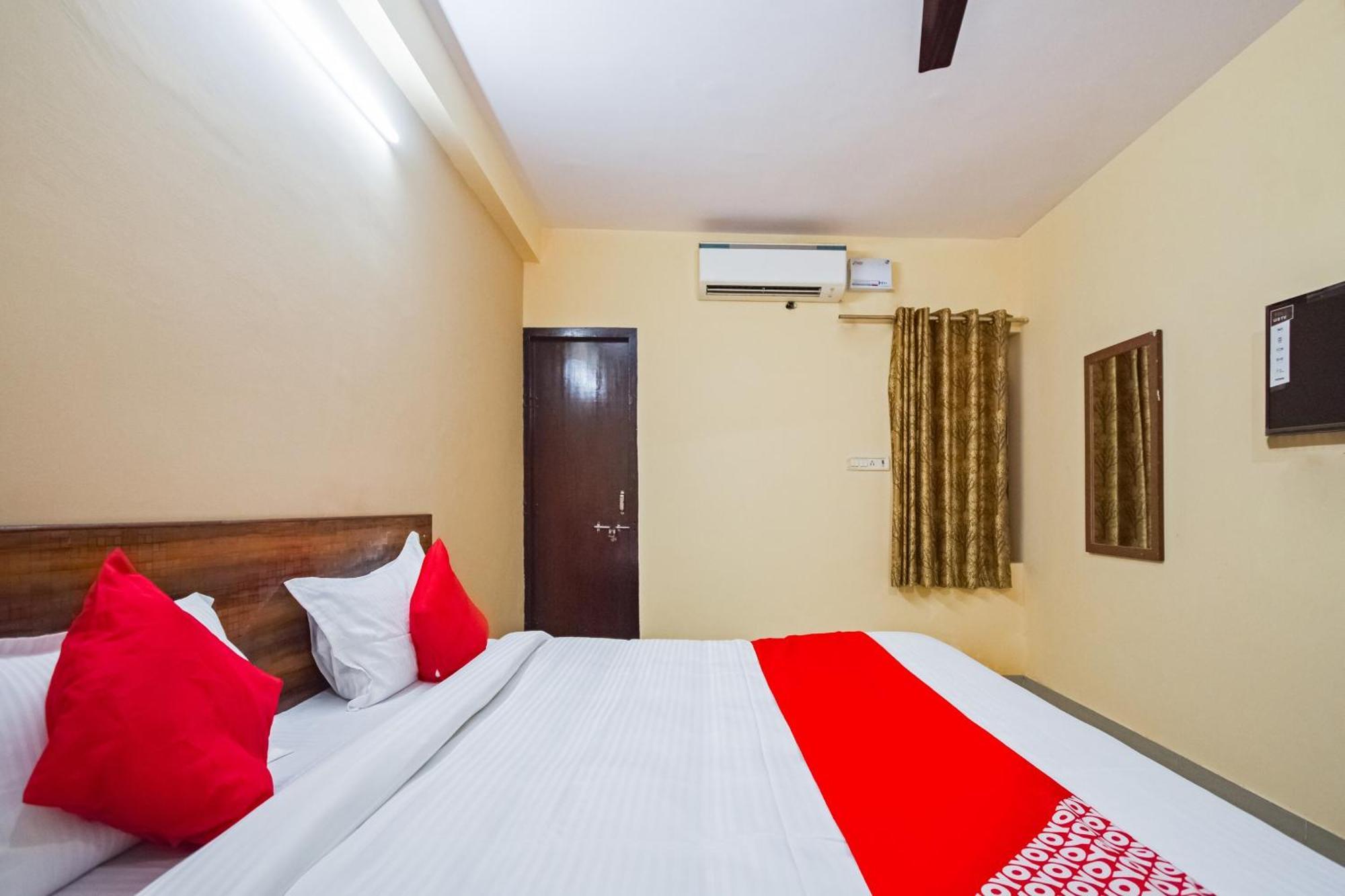 O Krishna Hotel 4*