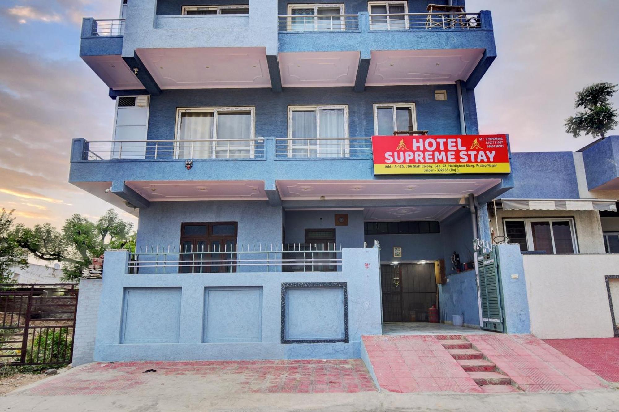 Supreme Hotel 3*