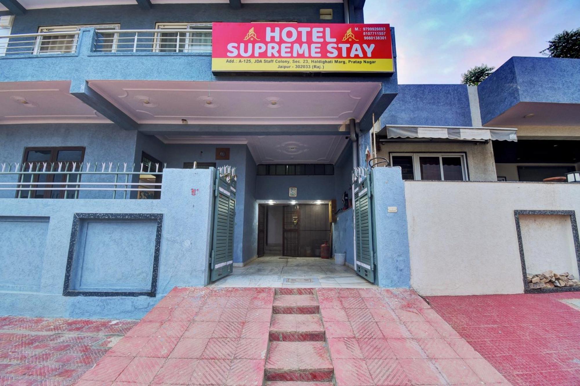 Supreme Hotel 3*