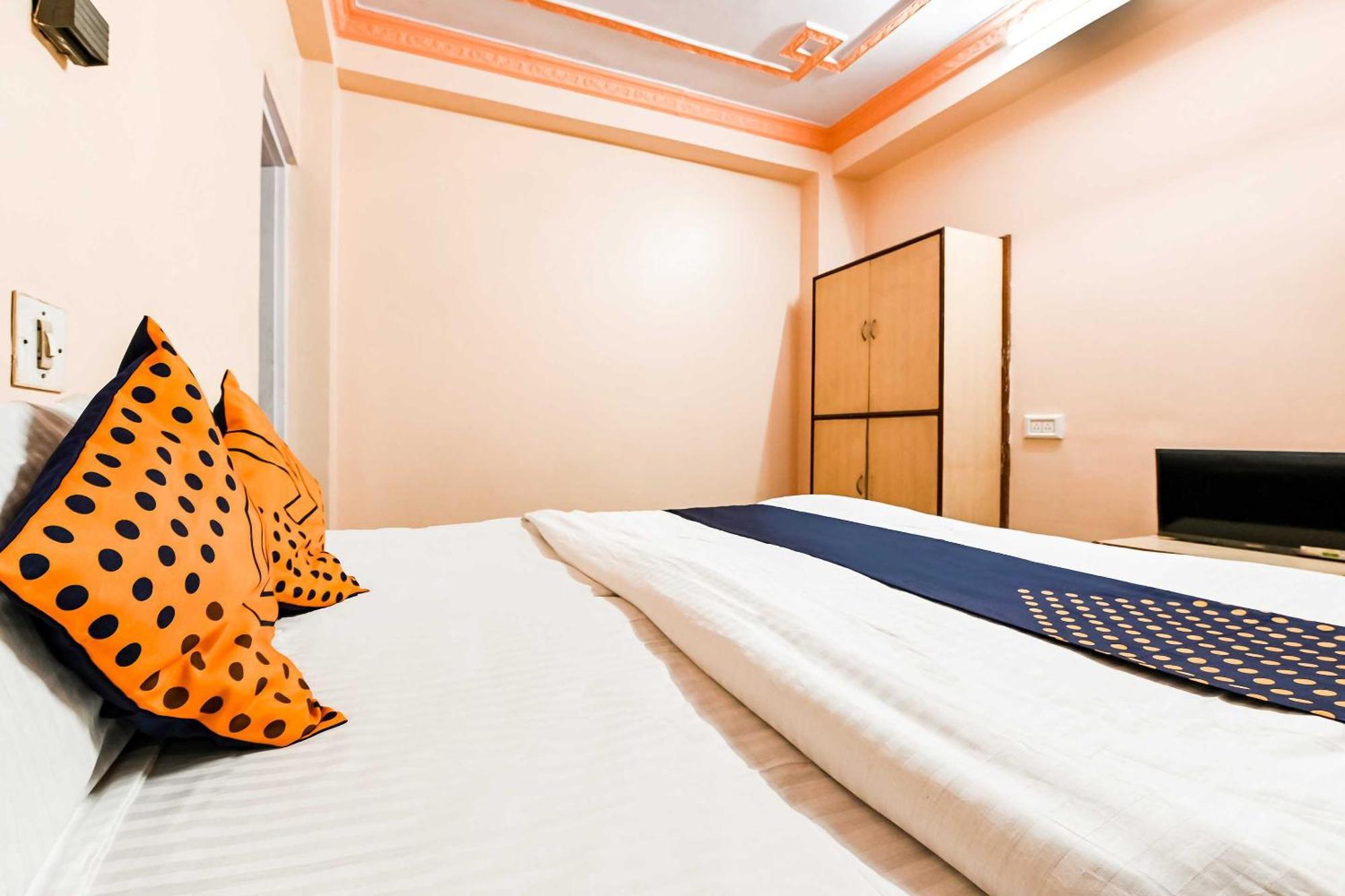 Spot On Pink Sun Hotel