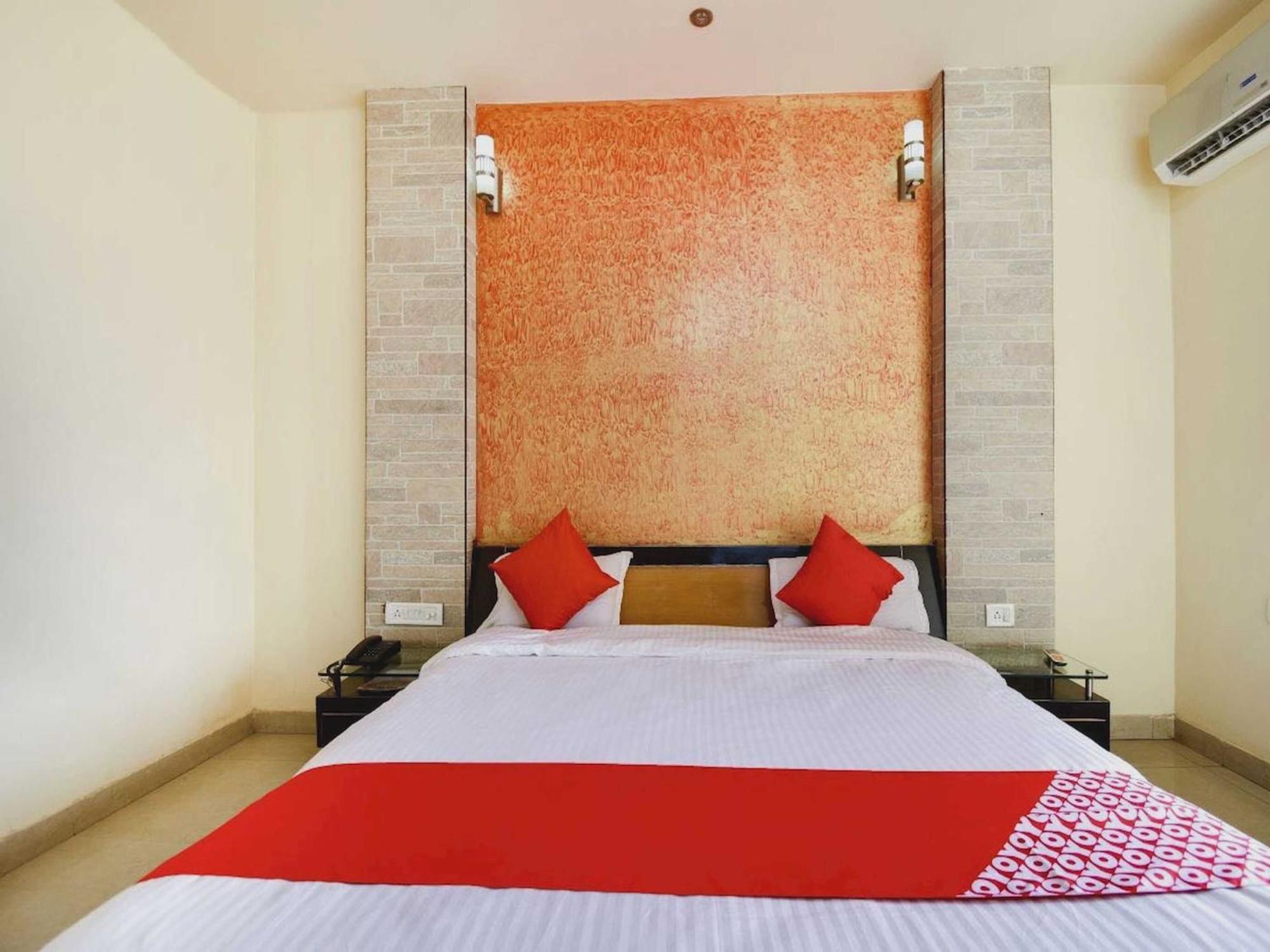 Hotel Collection O R Jaipur