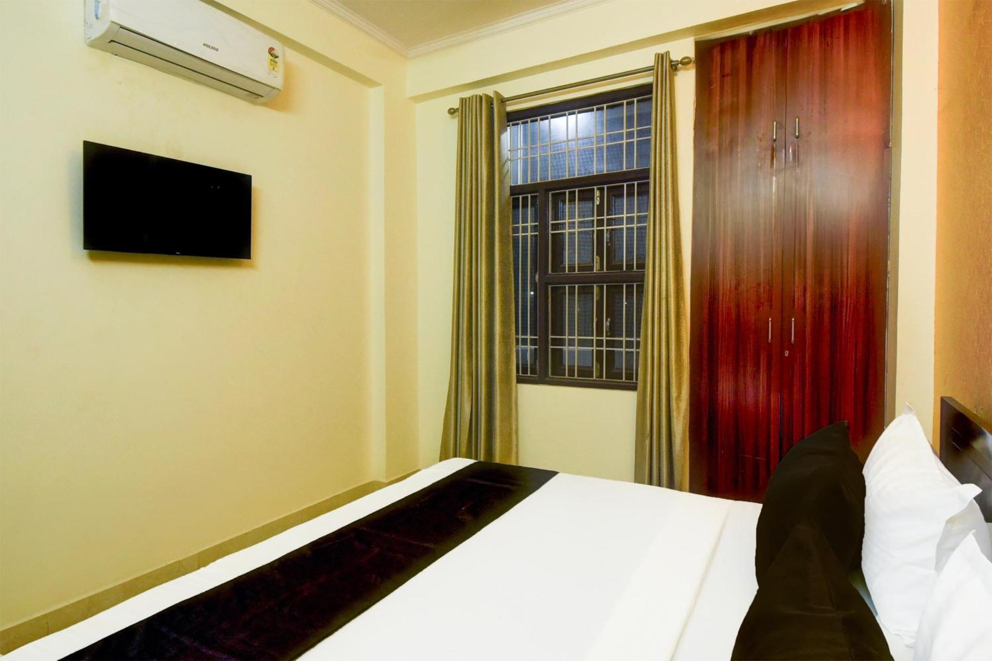 O Pratap Palace 3*