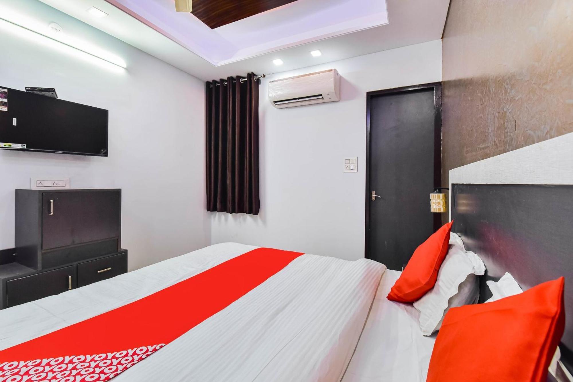 Collection O Vidhan Sabha Nagar Hotel