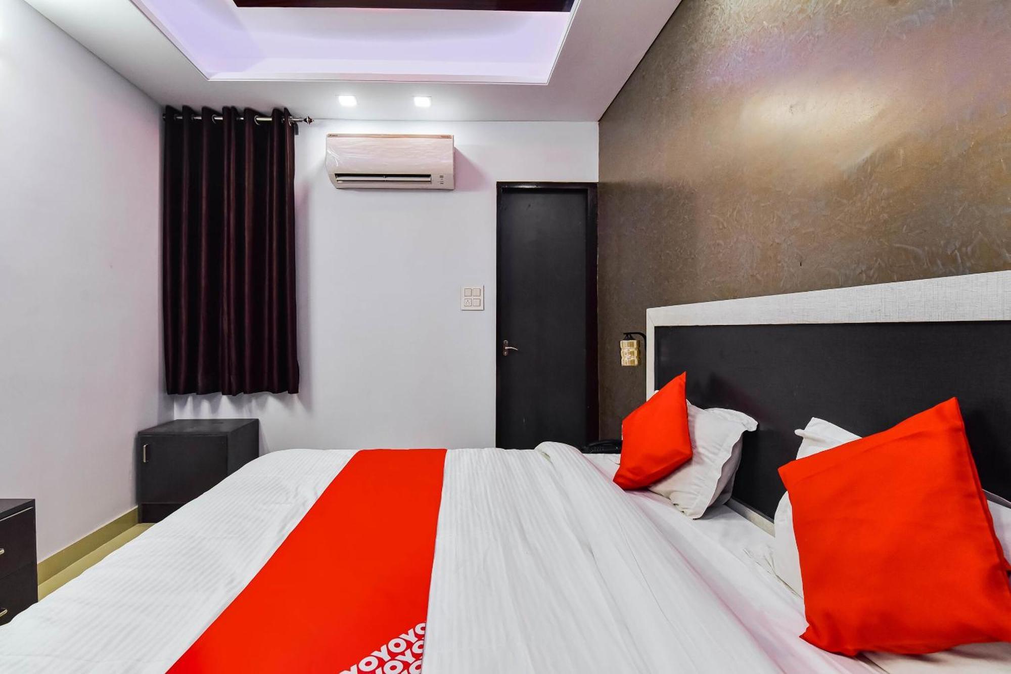 Hotel Collection O Vidhan Sabha Nagar *