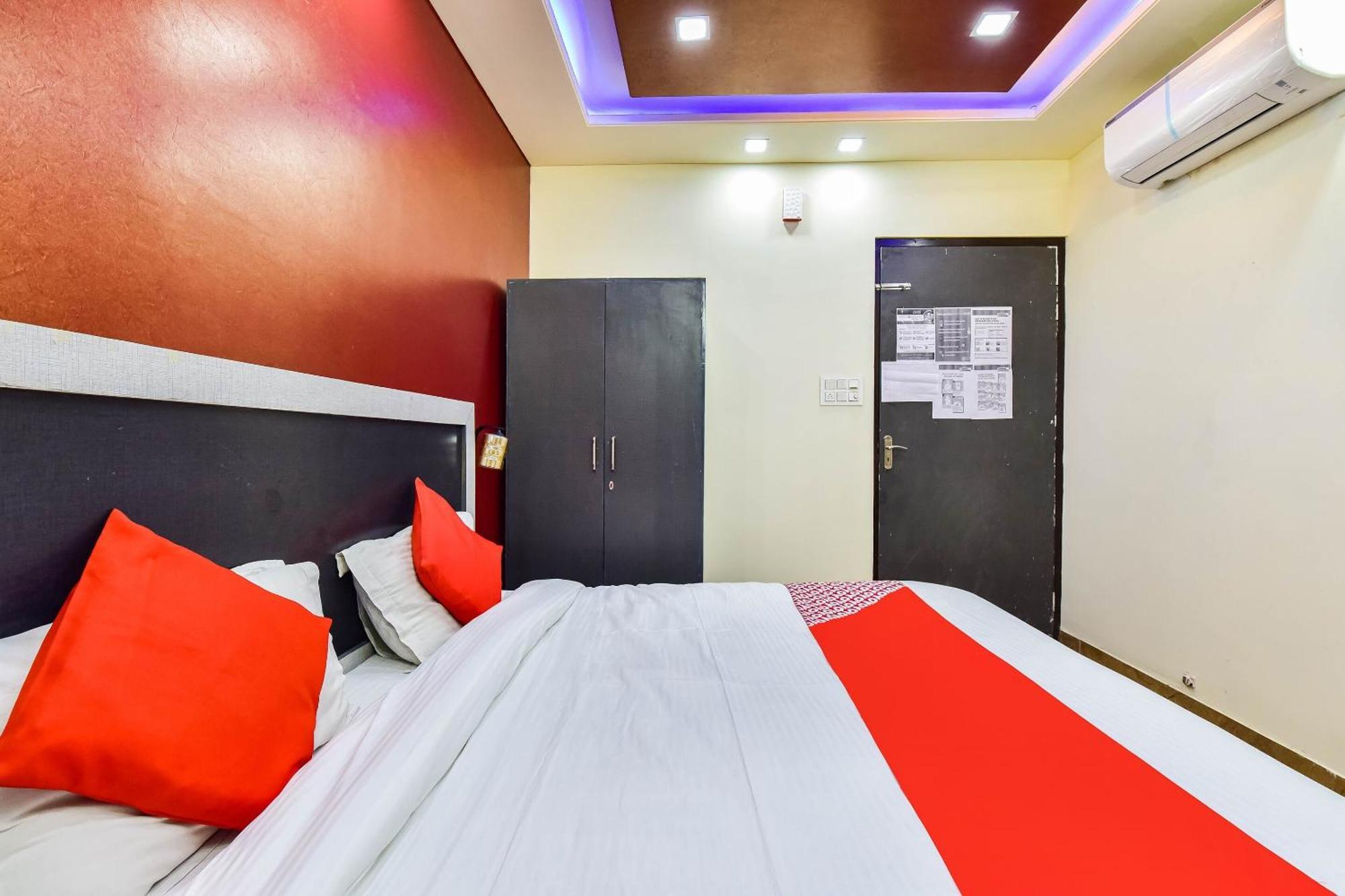 Collection O Vidhan Sabha Nagar Hotel