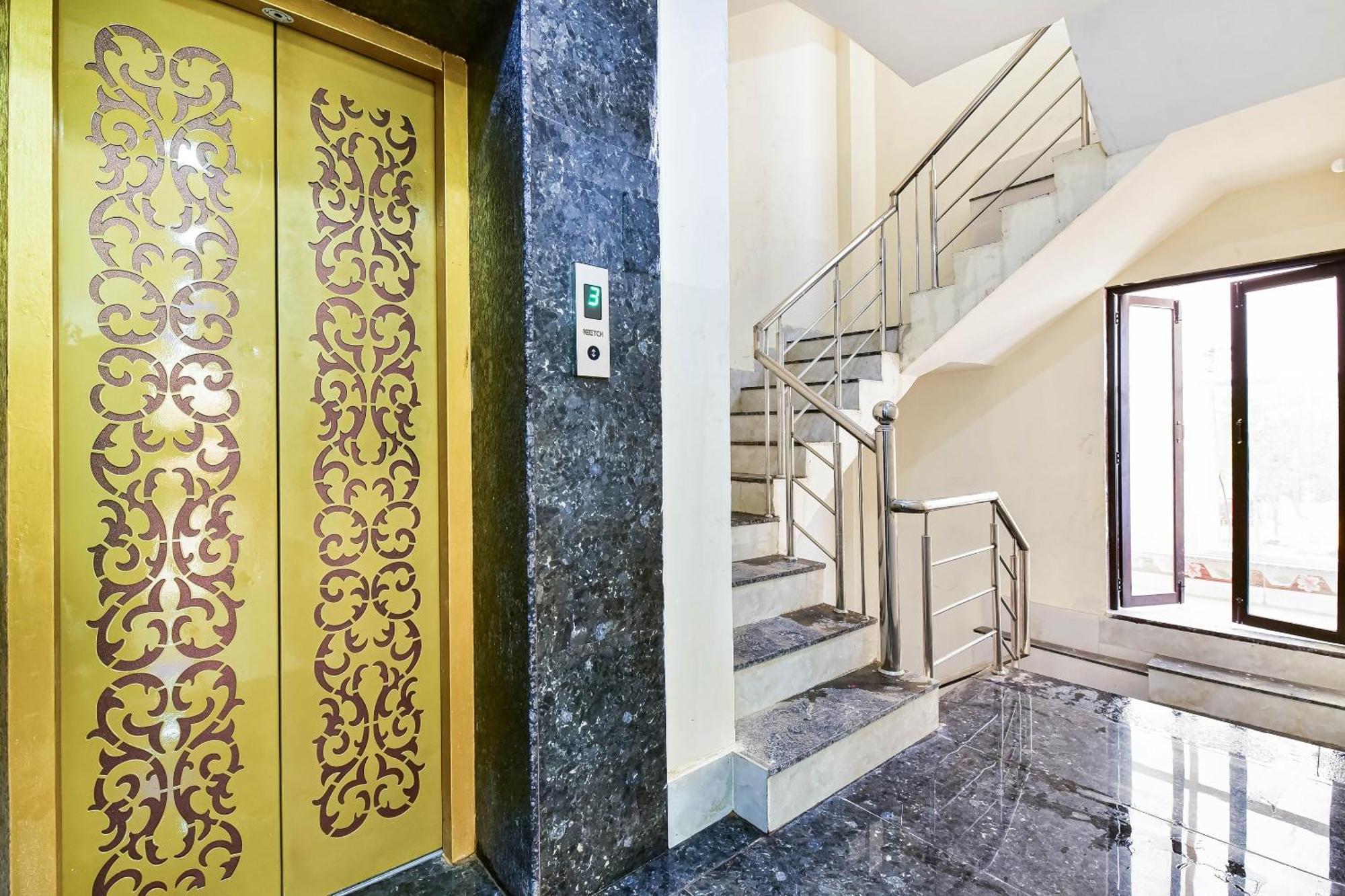 Hotel Collection O Vidhan Sabha Nagar