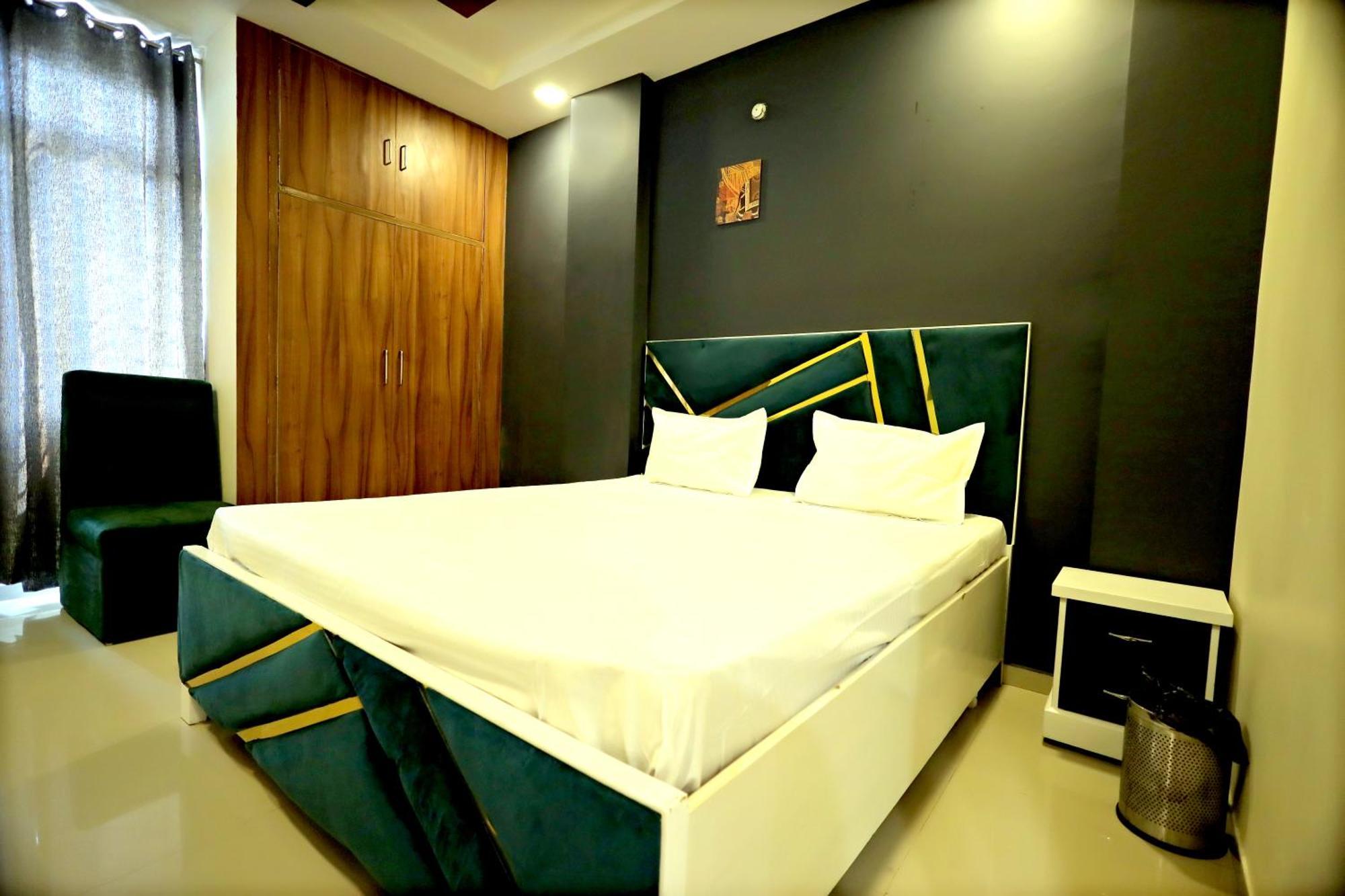 Uptown Jaipur- Luxury Premium * Jaipur