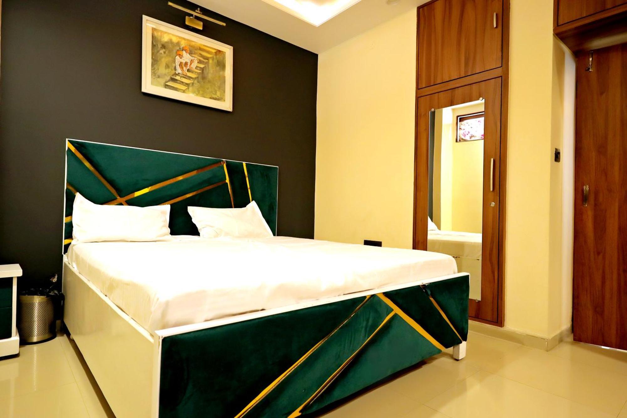 Guest house Uptown Jaipur- Luxury Premium *