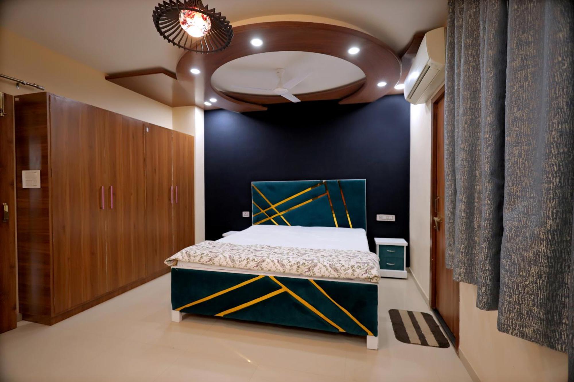 Guest house Uptown Jaipur- Luxury Premium *