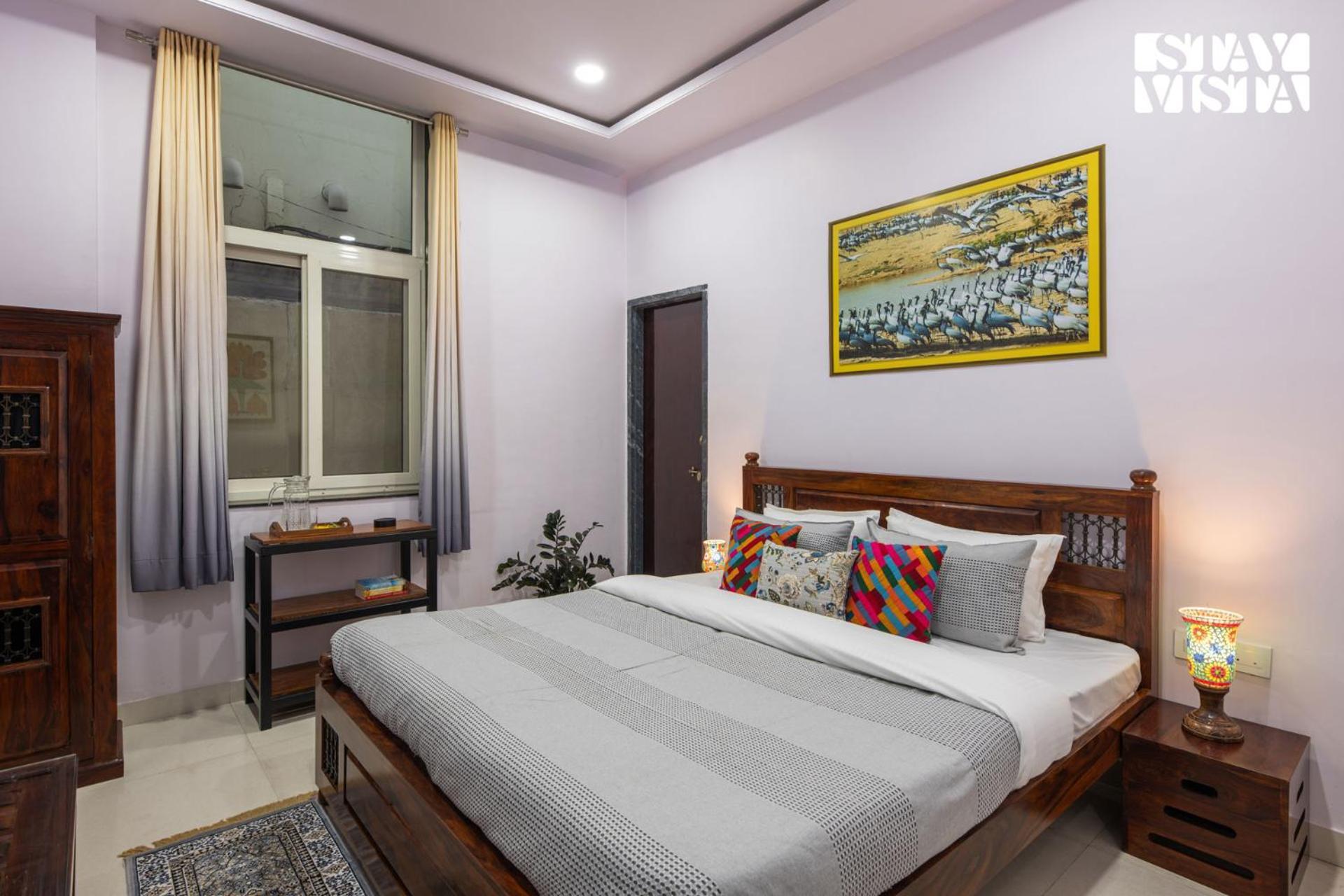 Stayvista At Kurjaan Art Haven 5bhk With Breakfast, Ac & Wifi In Centre