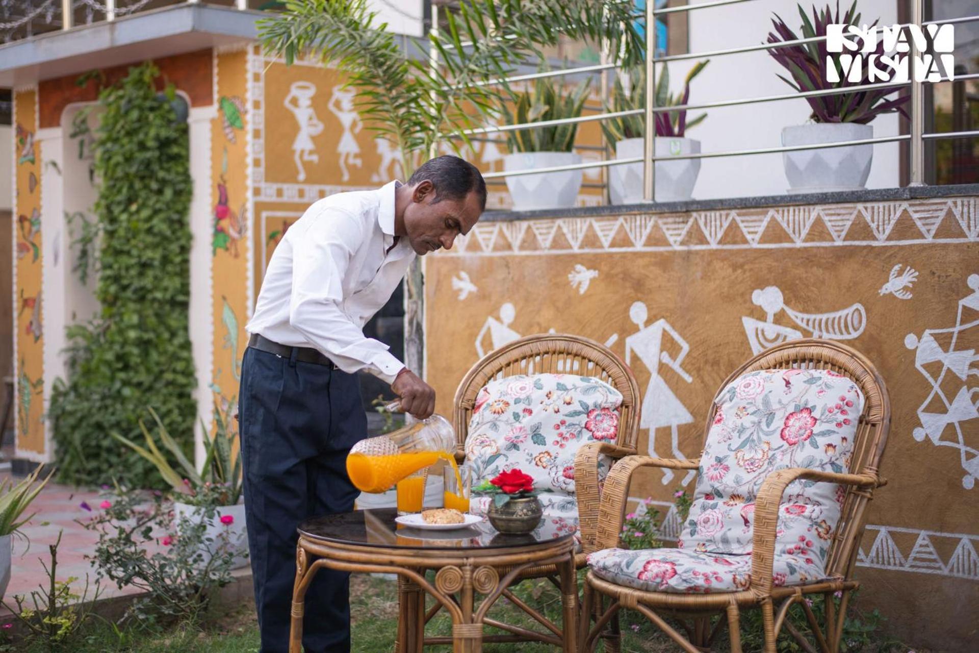 Stayvista At Kurjaan Art Haven 5bhk With Breakfast, Ac & Wifi In Centre