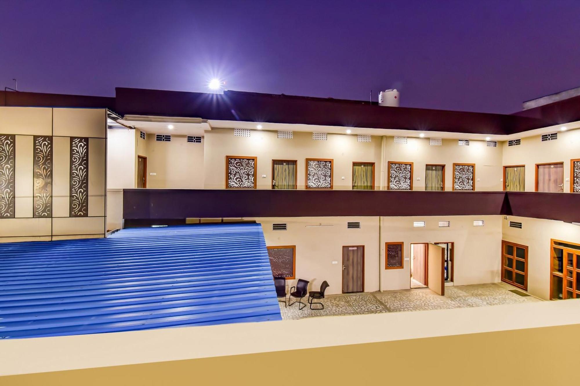 O Moon Light Hotel 3*
