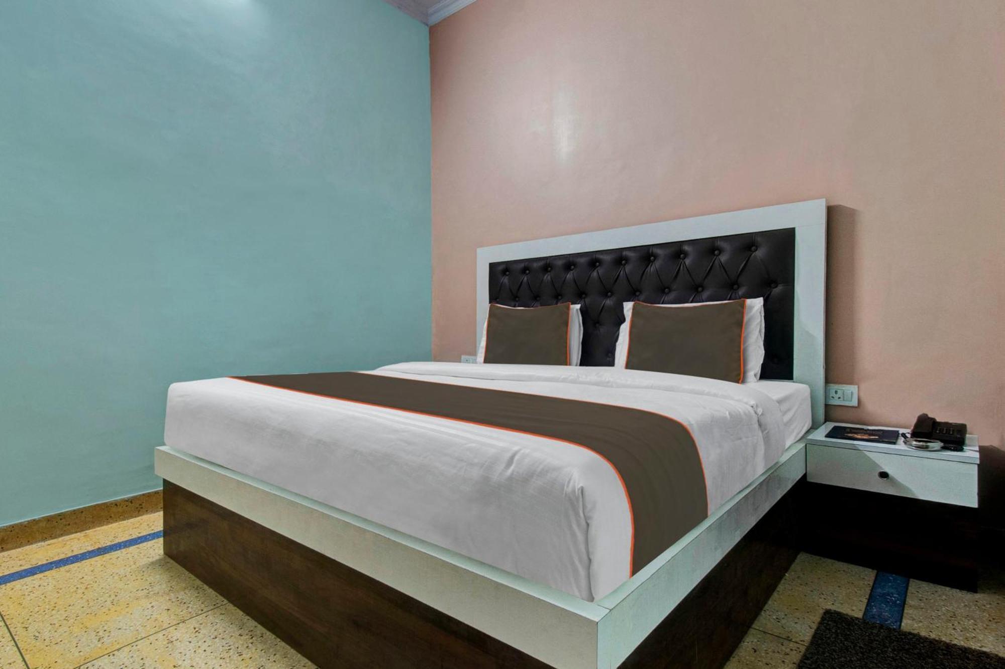 Collection O The Legent Hotel 4*