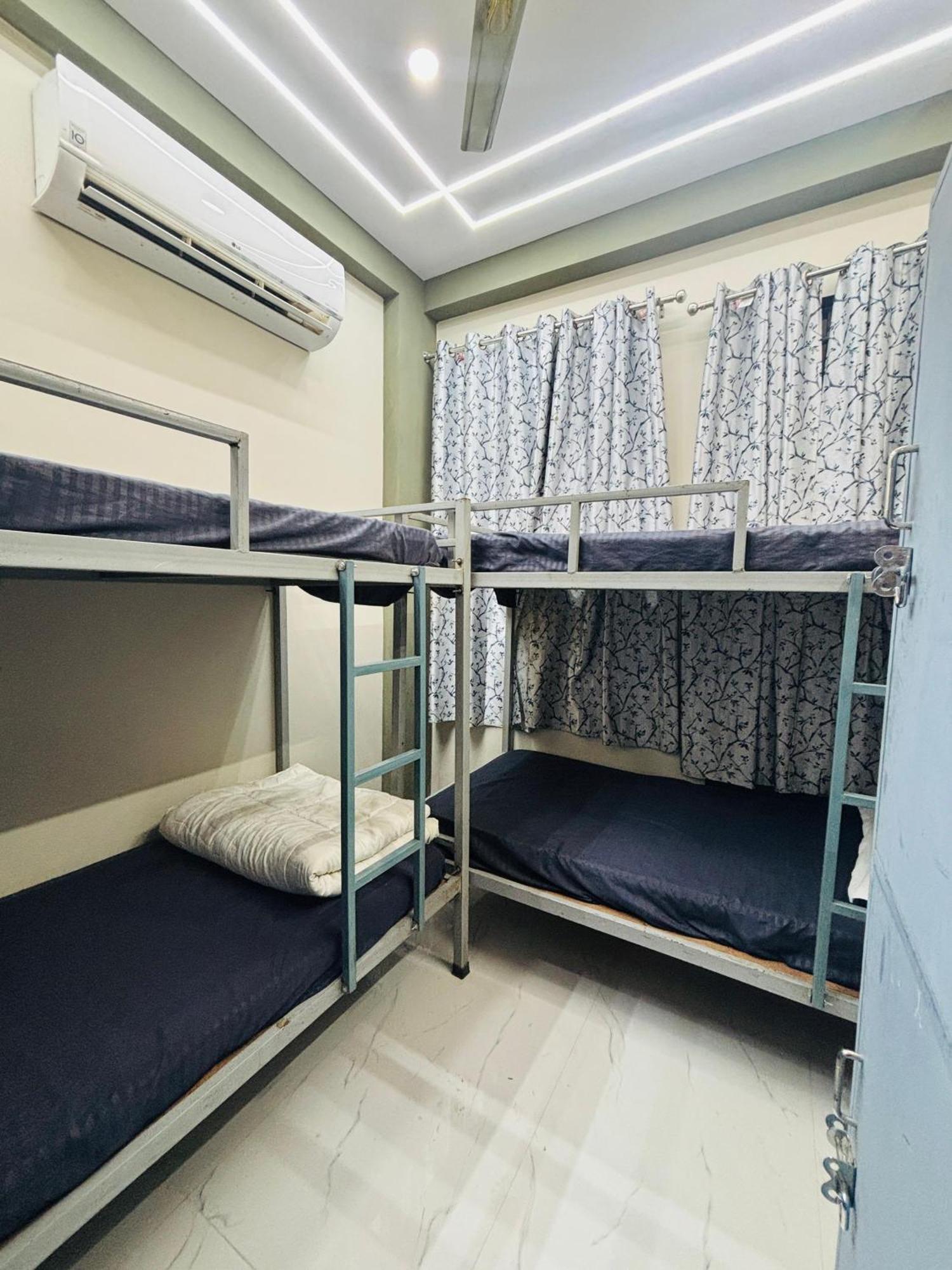 Bed & Breakfast Glad By Cozystays *