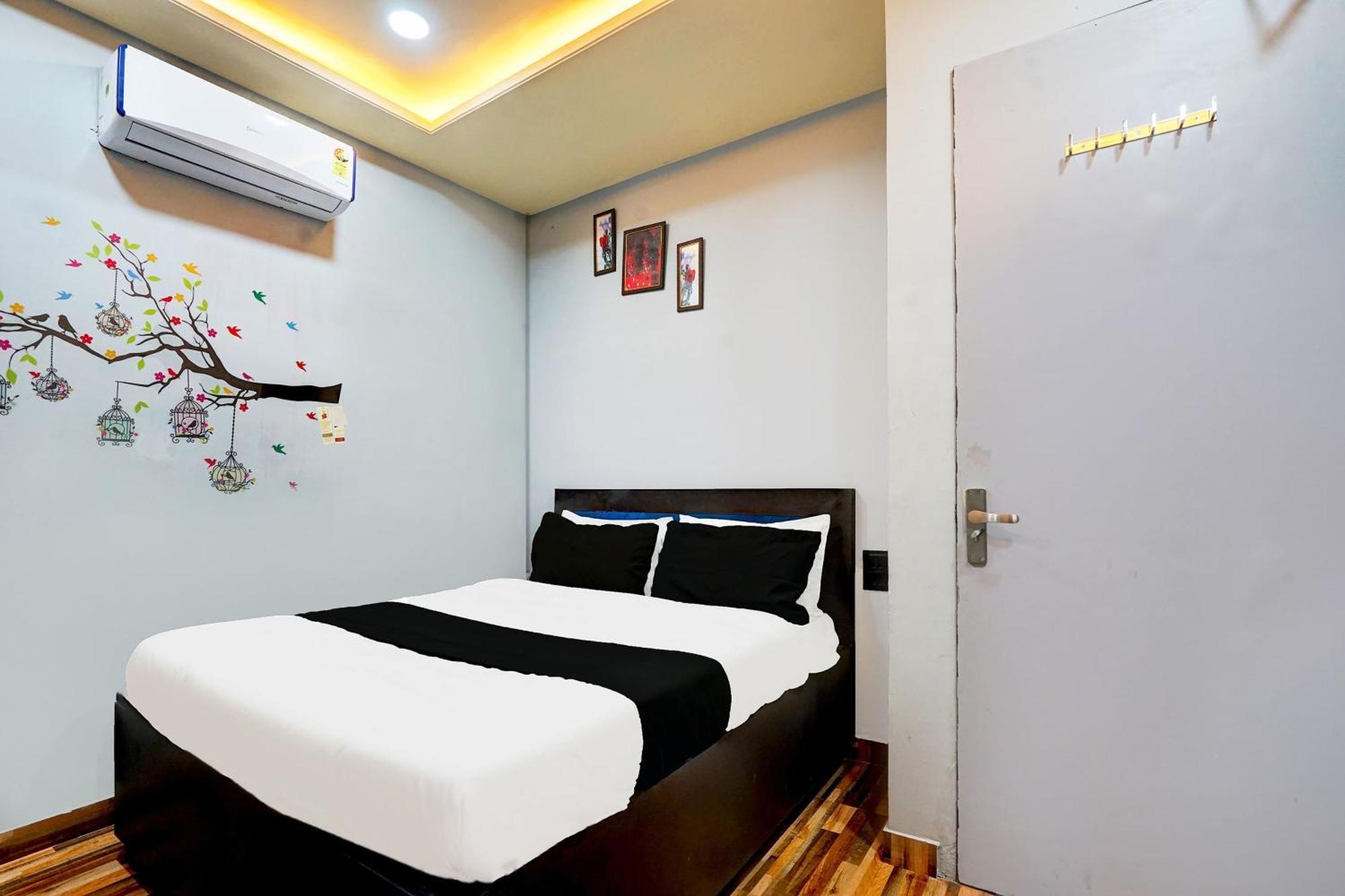 O Blue Moon Hotel 3*