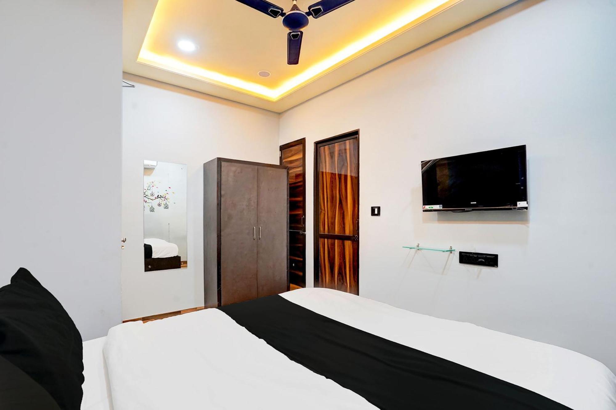 O Blue Moon Hotel