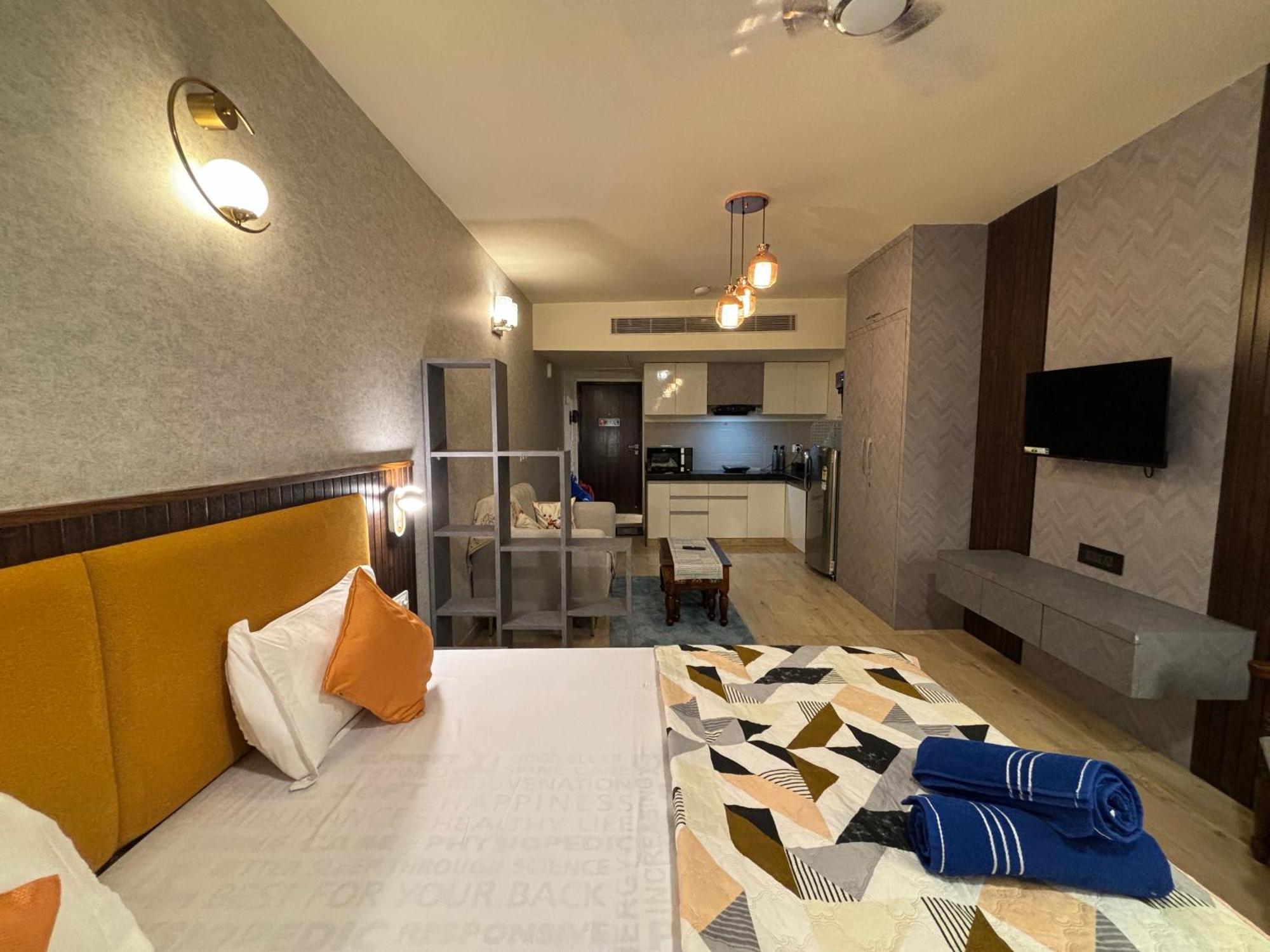 Apartment 1 Bedroom Luxury With Wifi & Pool