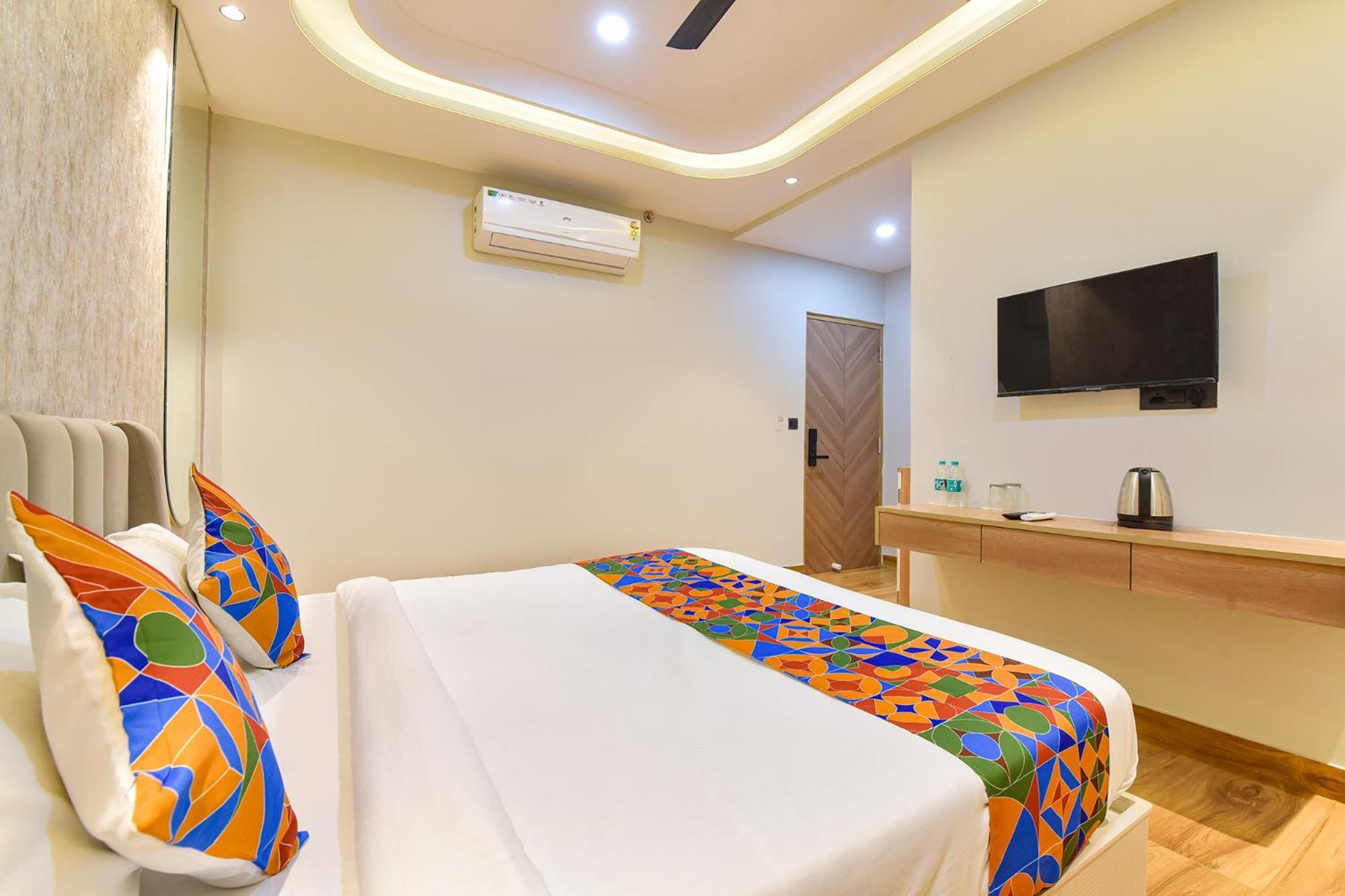 Fabhotel Prime Viona Hotel