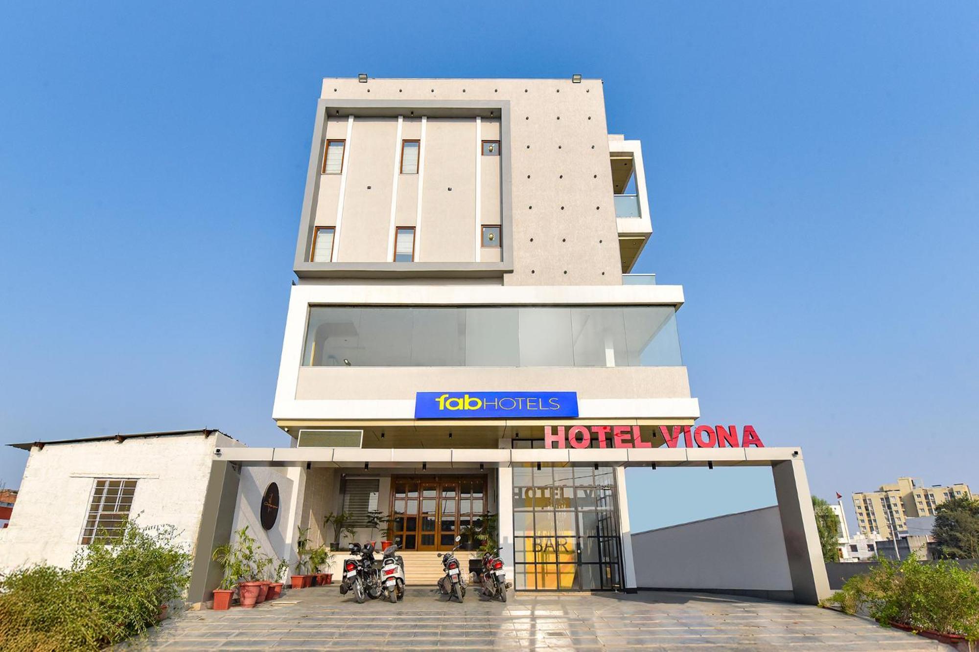 Fabhotel Prime Viona 3*
