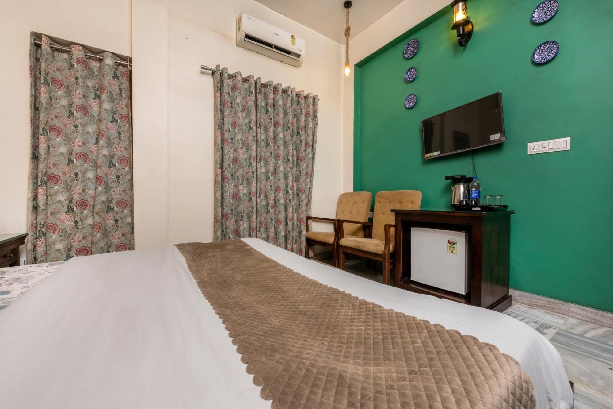 Wake N Flow Boutique By Jsh Hostel
