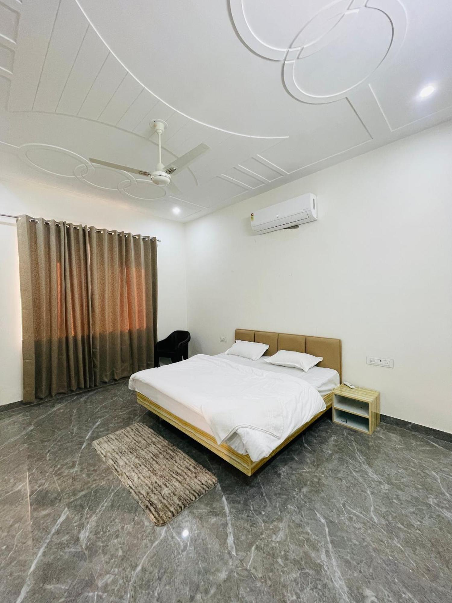 The Hill View - Swimming Pool & Jaipur