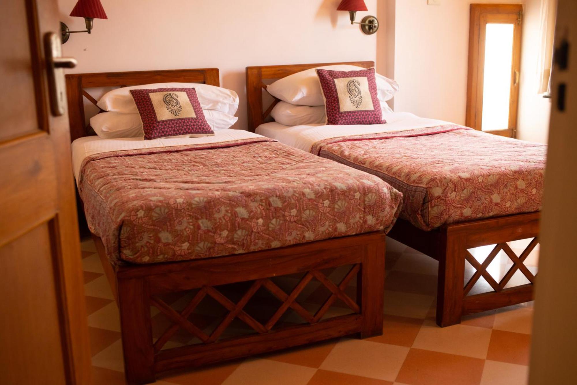 Om Niwas 3* Jaipur