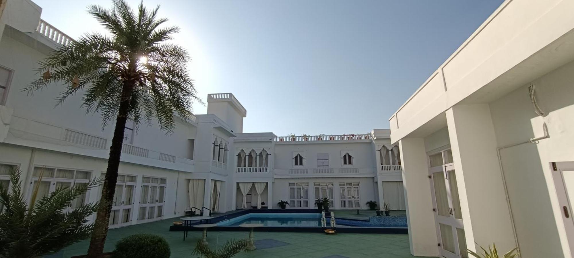 Savista Retreat Hotel