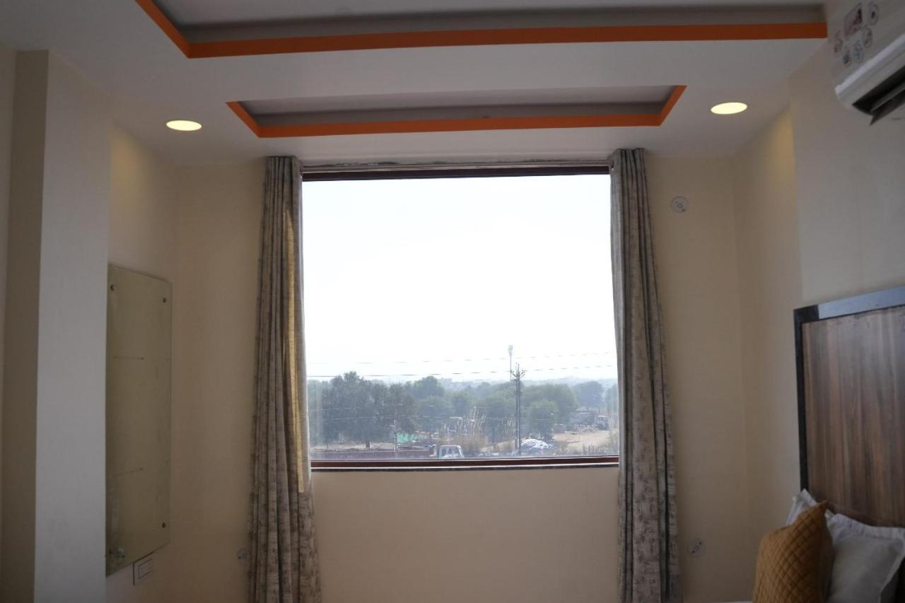 Pragati, New Loha Mandi Hotel Jaipur