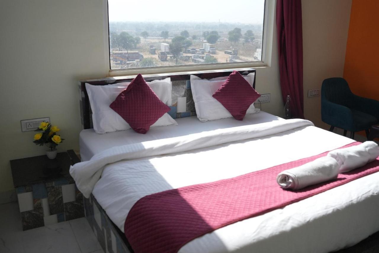 Pragati, New Loha Mandi Jaipur