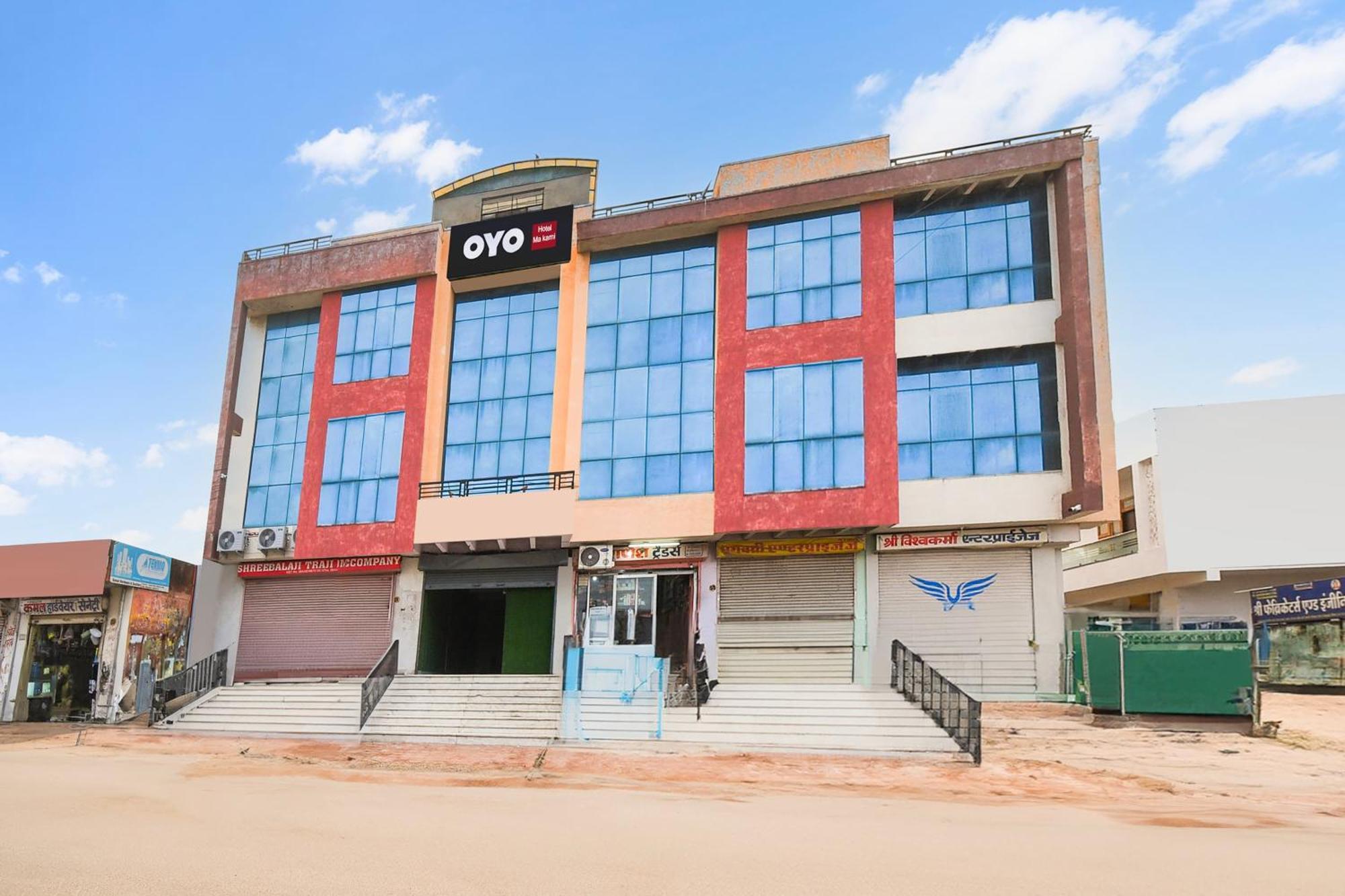 Hotel O Ma Karni & Restaurant