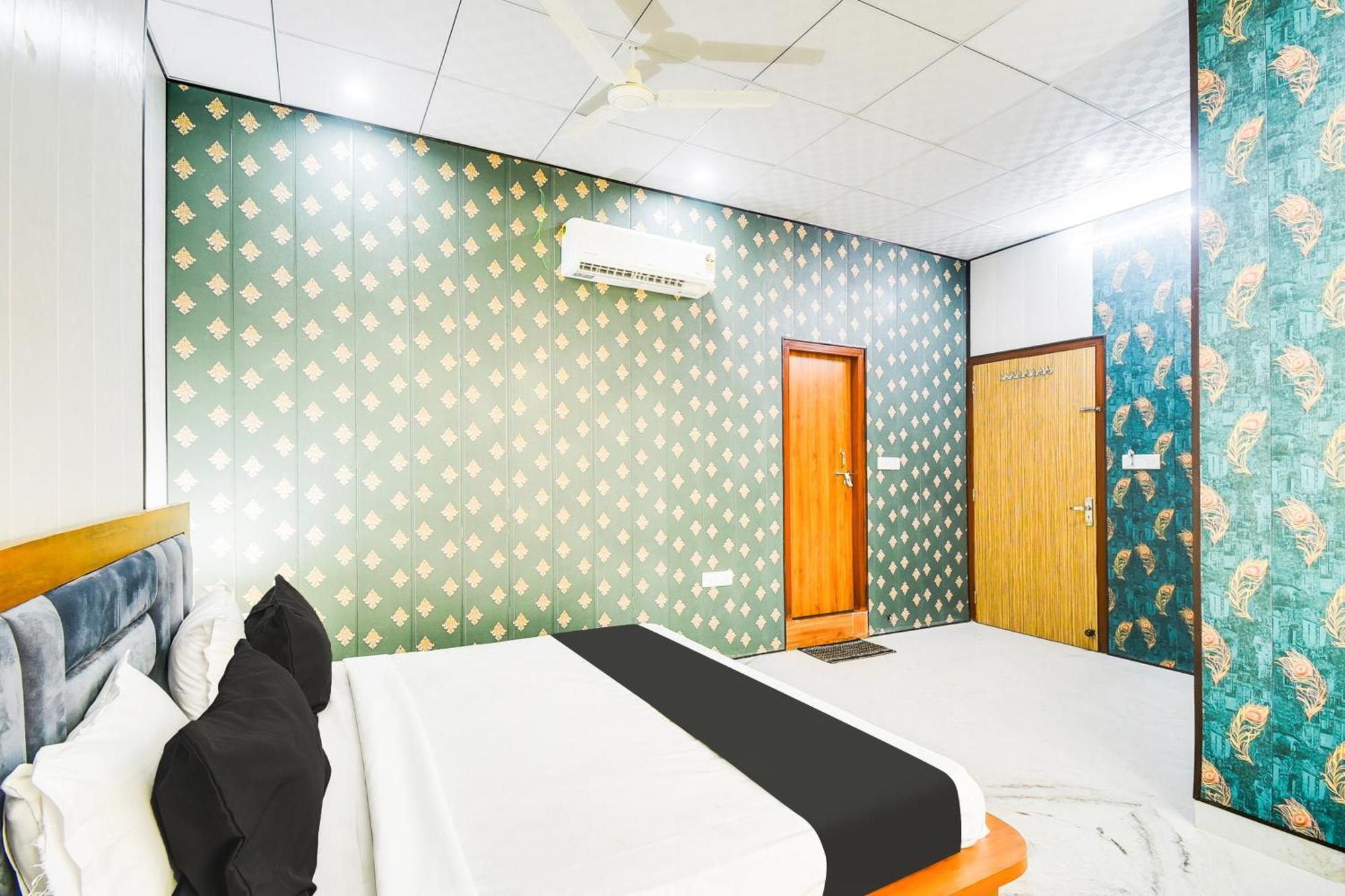 O Ma Karni & Restaurant Hotel Jaipur
