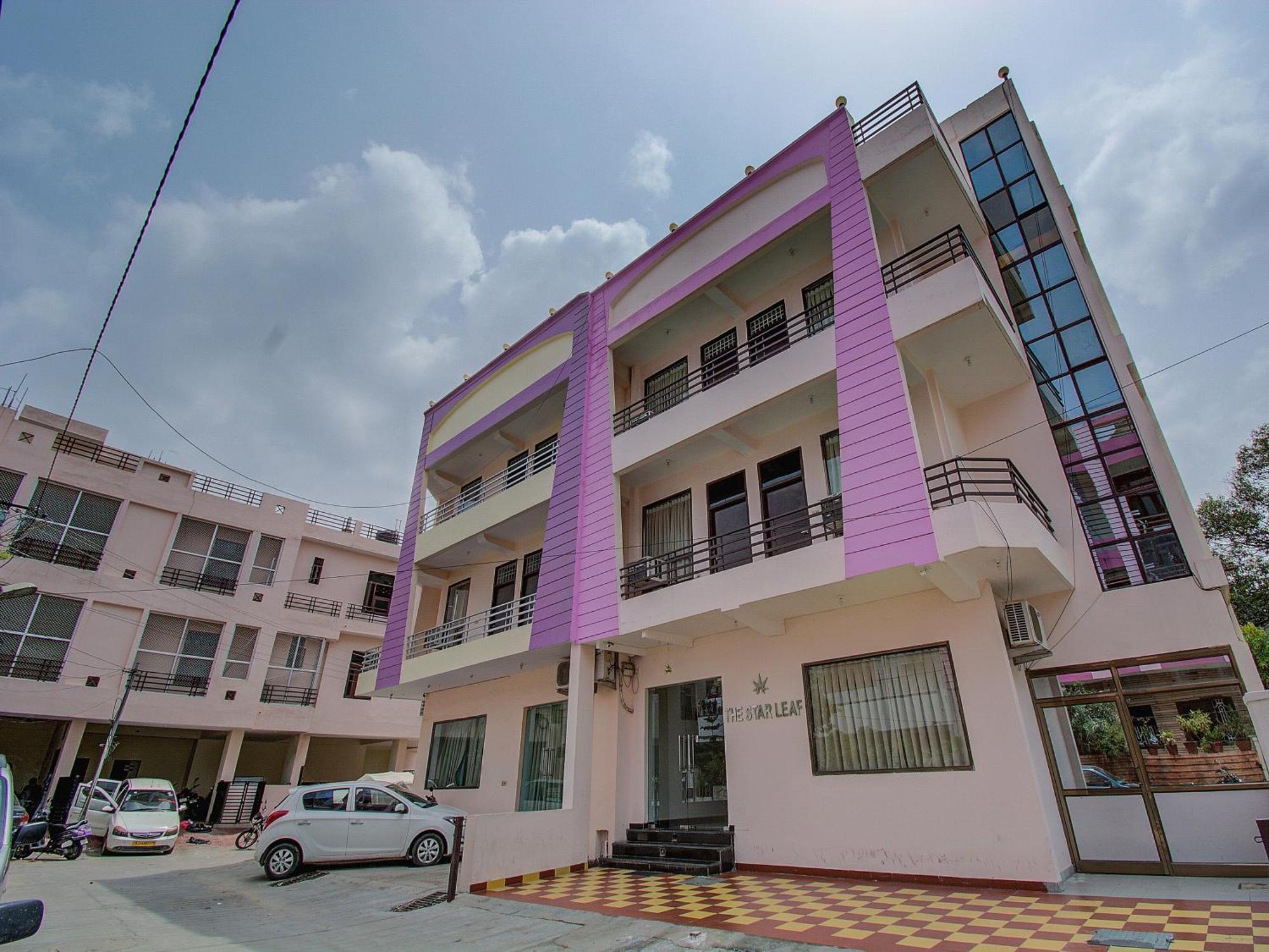 Hotel O Star Leaf Jaipur