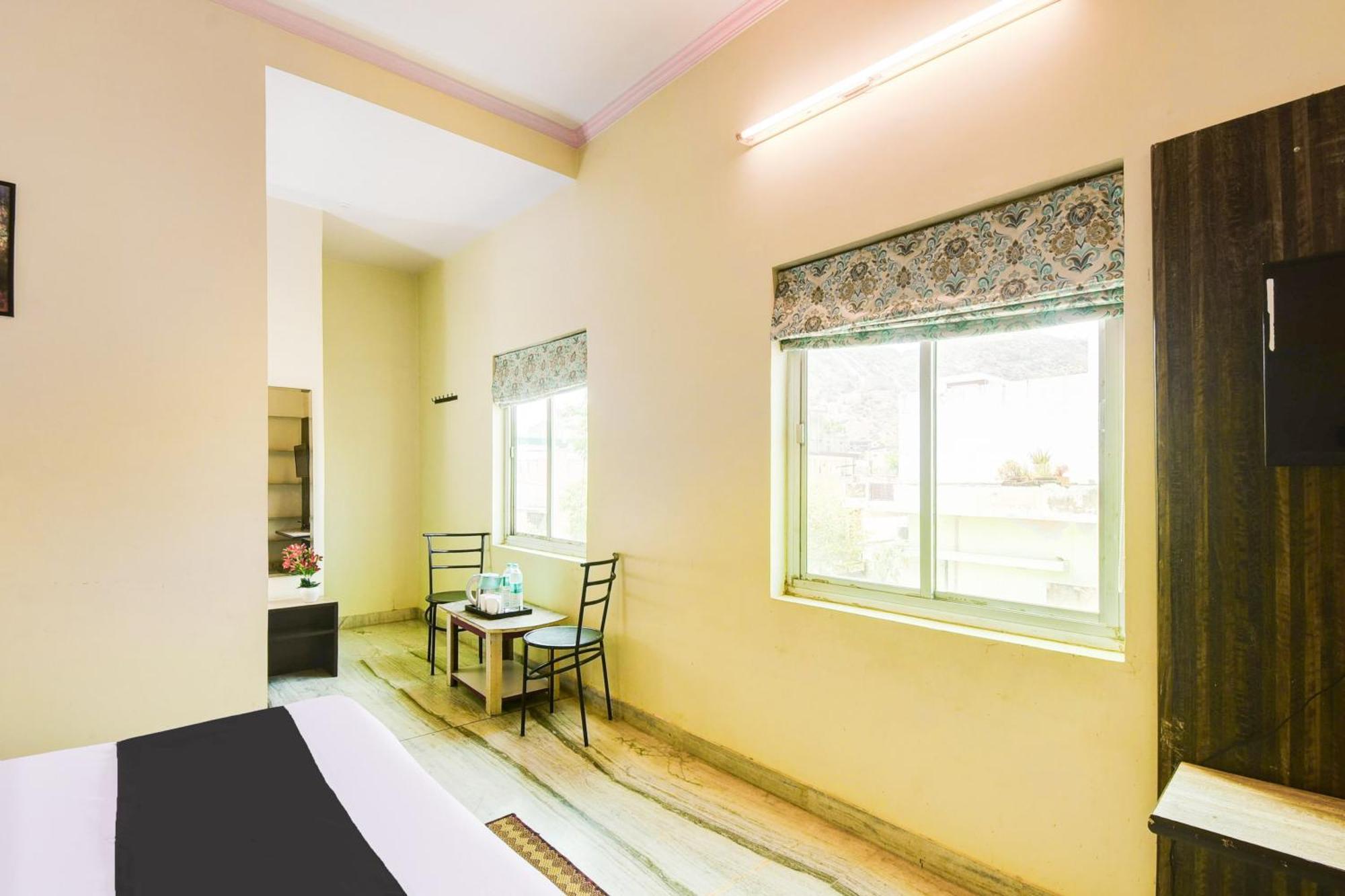 Hotel O Amer Jaipur