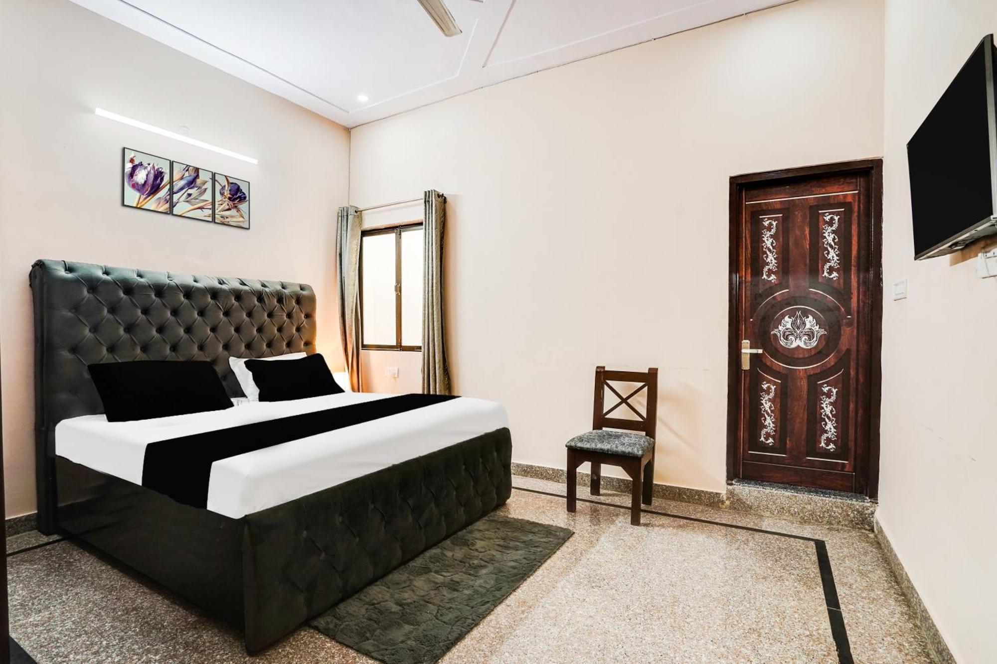 Spot On Starlight Hotel 3*
