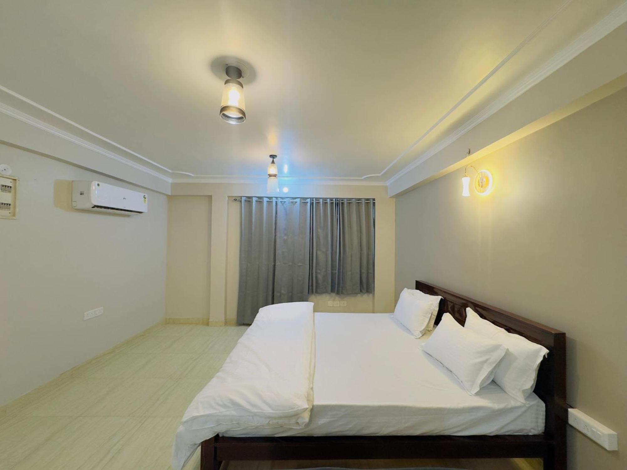 Apartment Penthouse By Cozystays Raja Park *