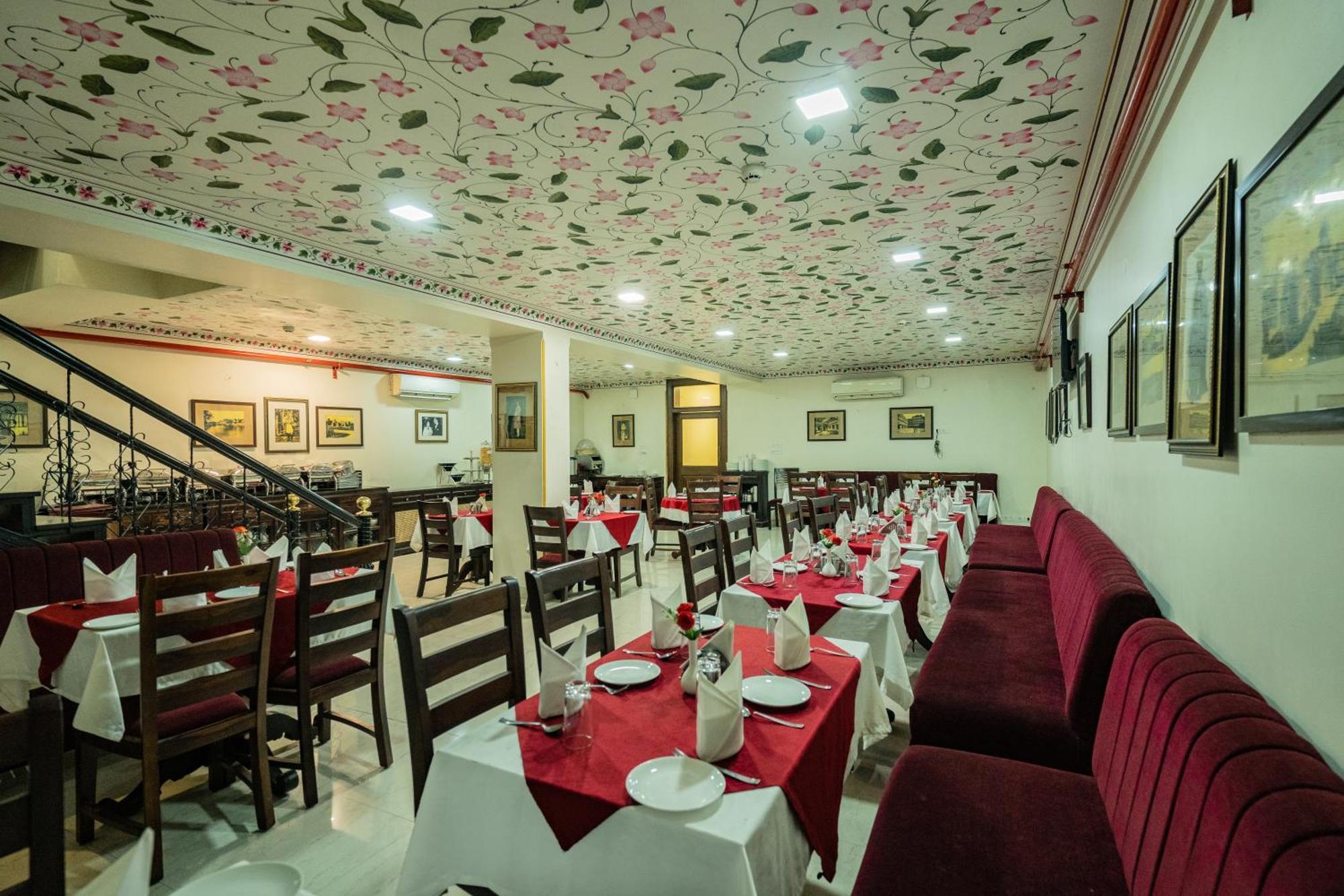 Hotel Umaid Residency - A Regal Heritage