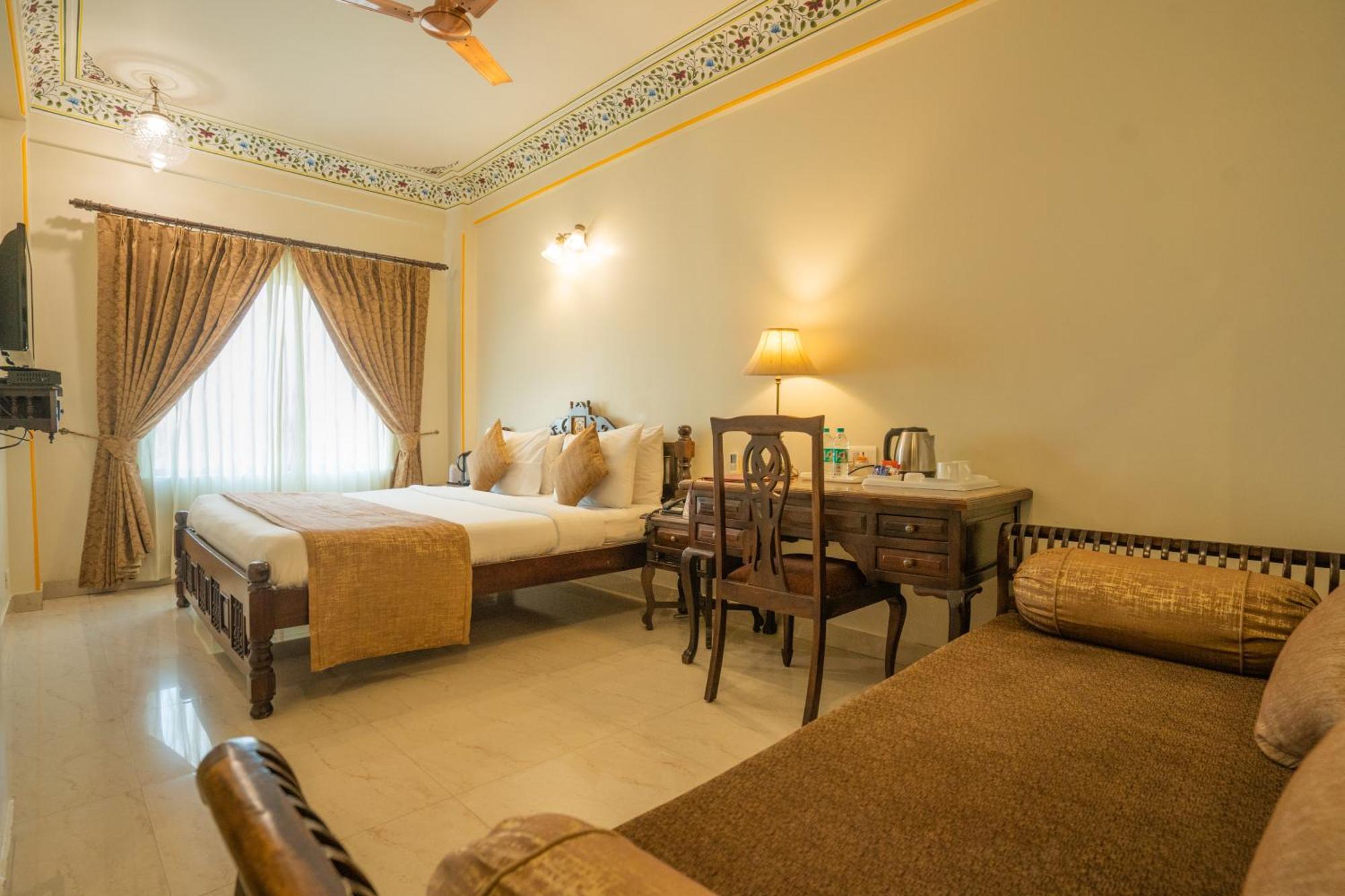 Hotel Umaid Residency - A Regal Heritage 3*