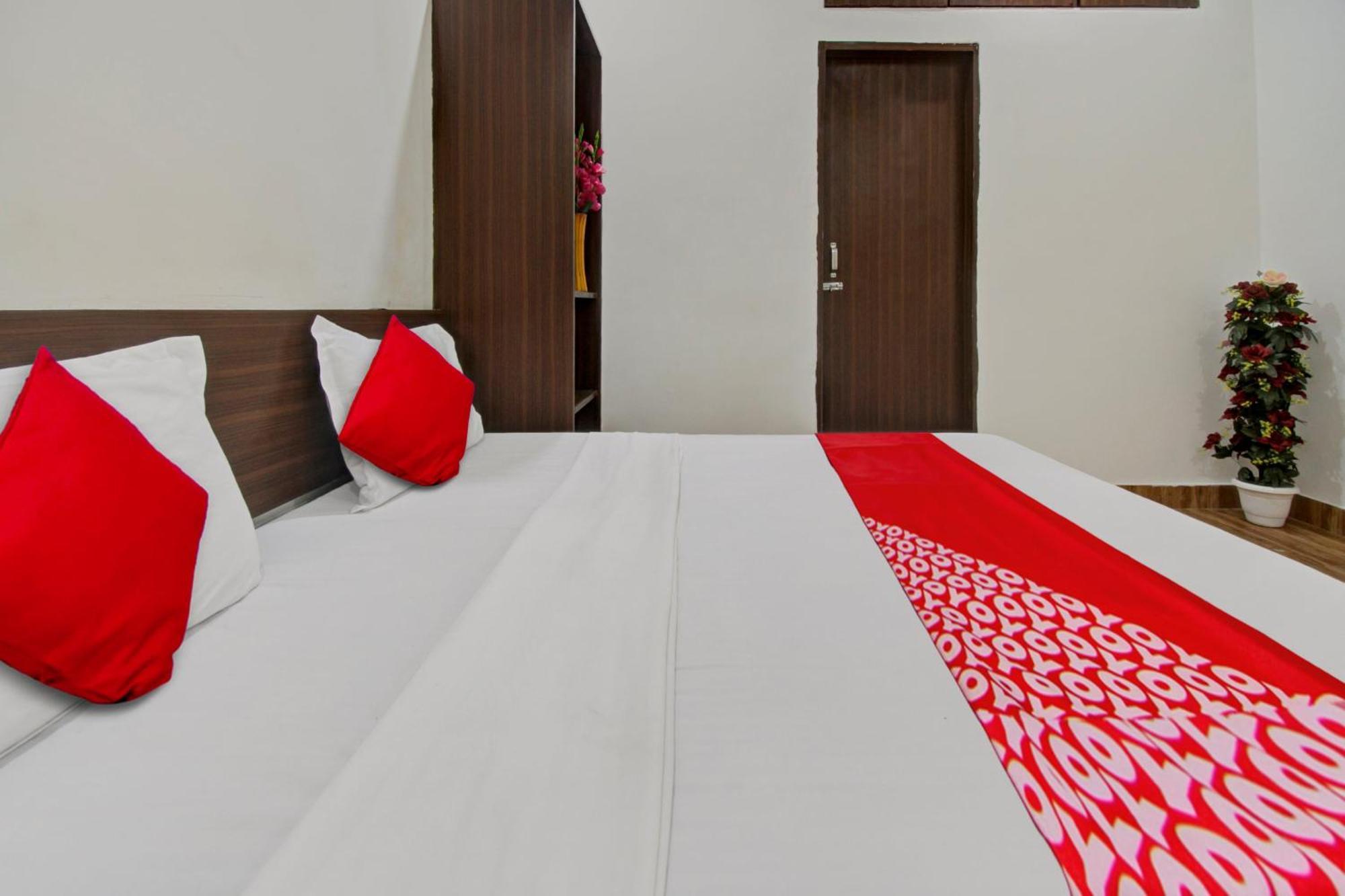 Hotel O Skyfem Jaipur