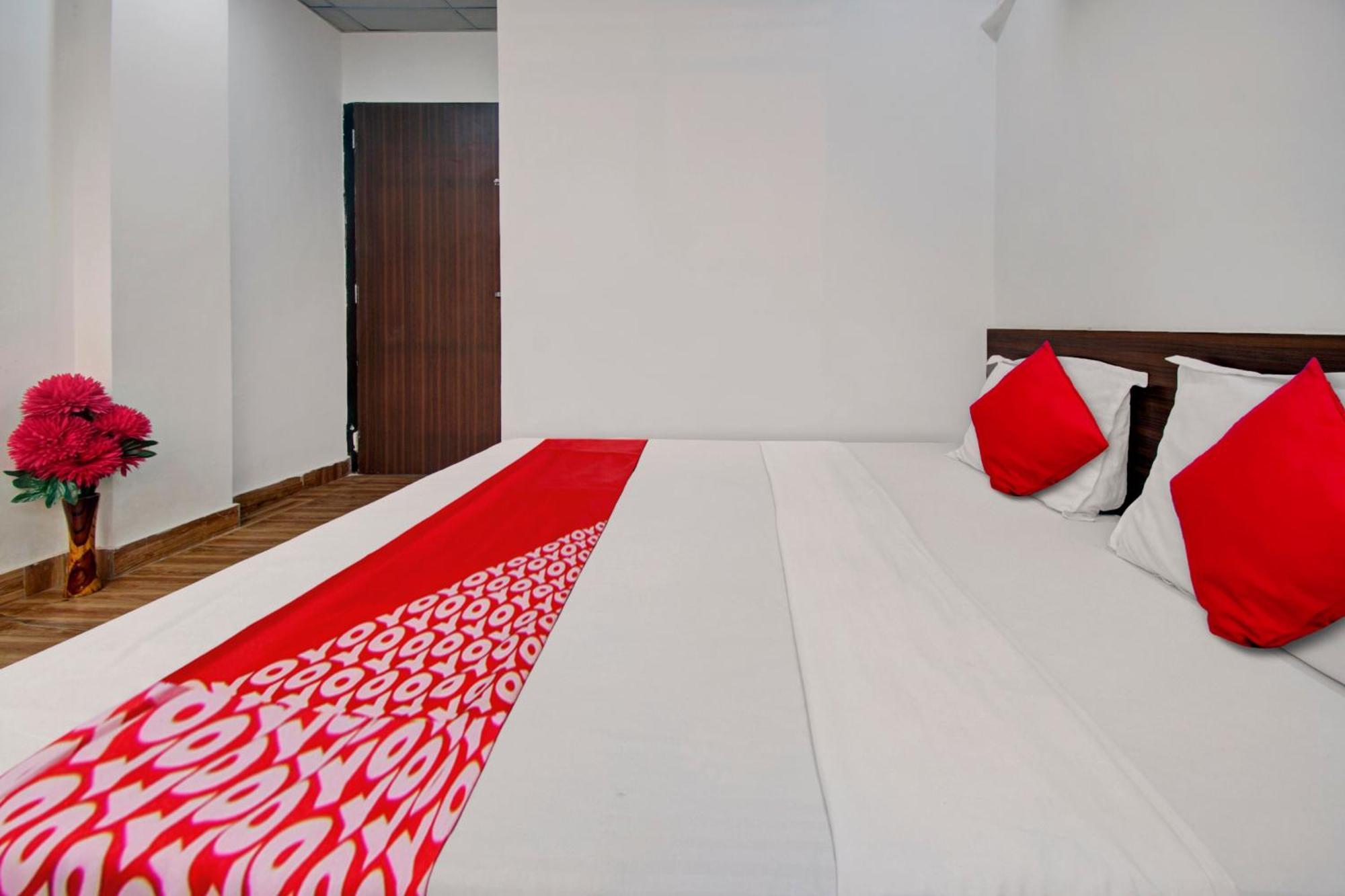 Hotel O Skyfem Jaipur