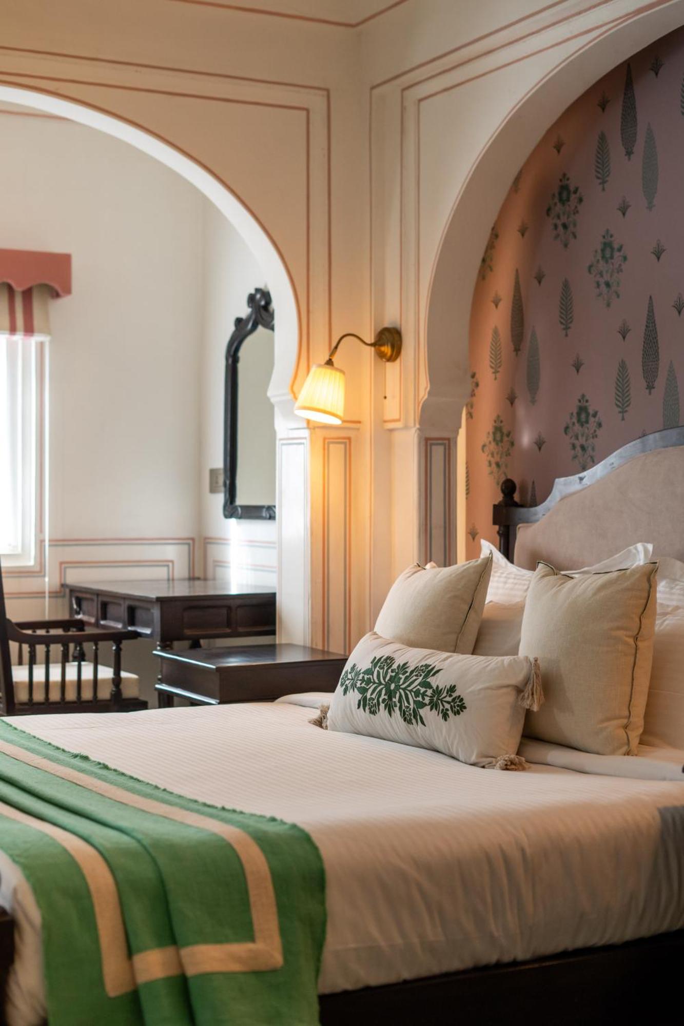 Padmaa Hotel 4*