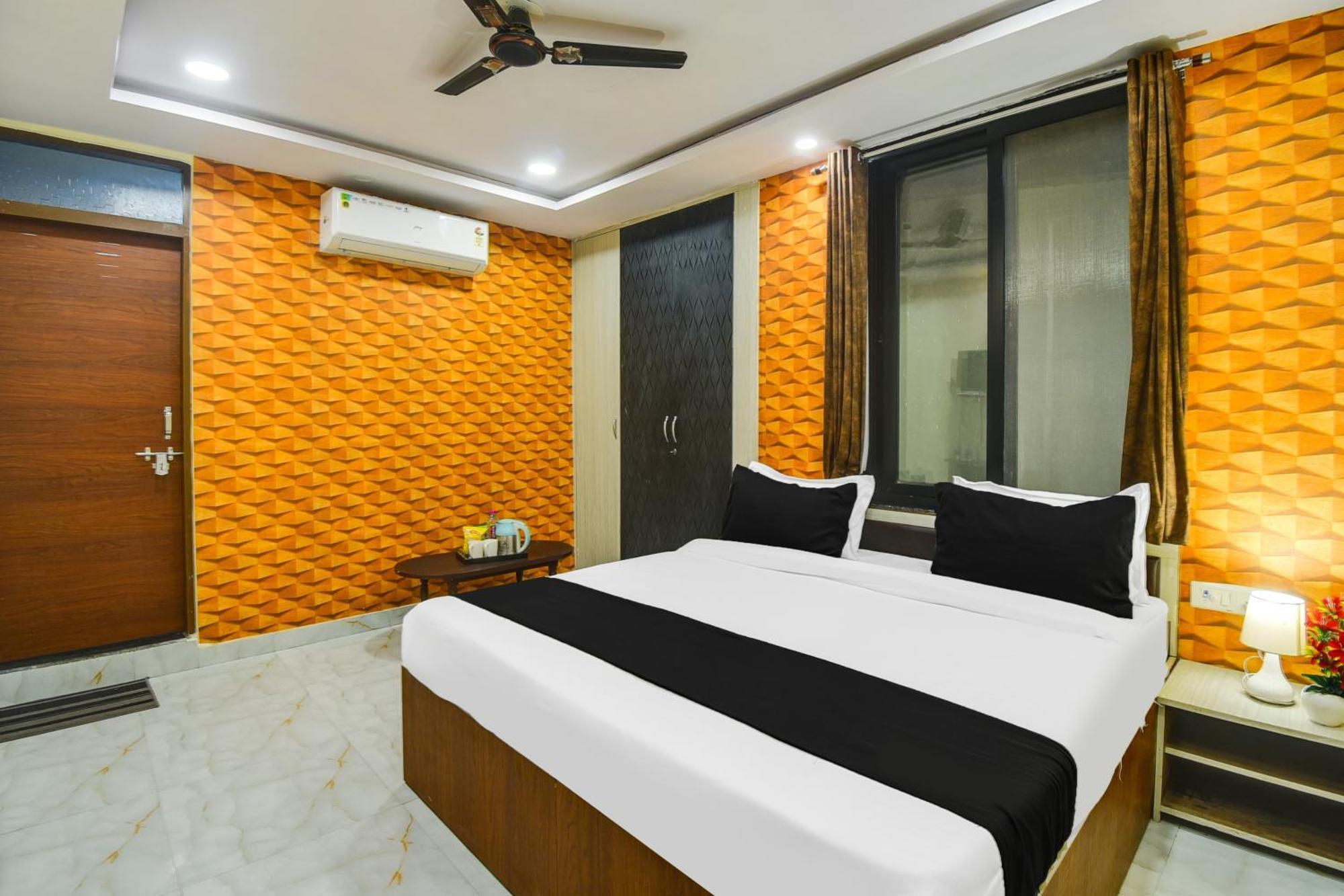 Collection O Khalsa Palace 3*