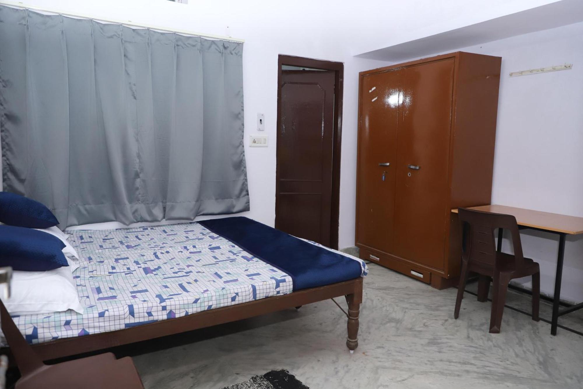 India Hostel
