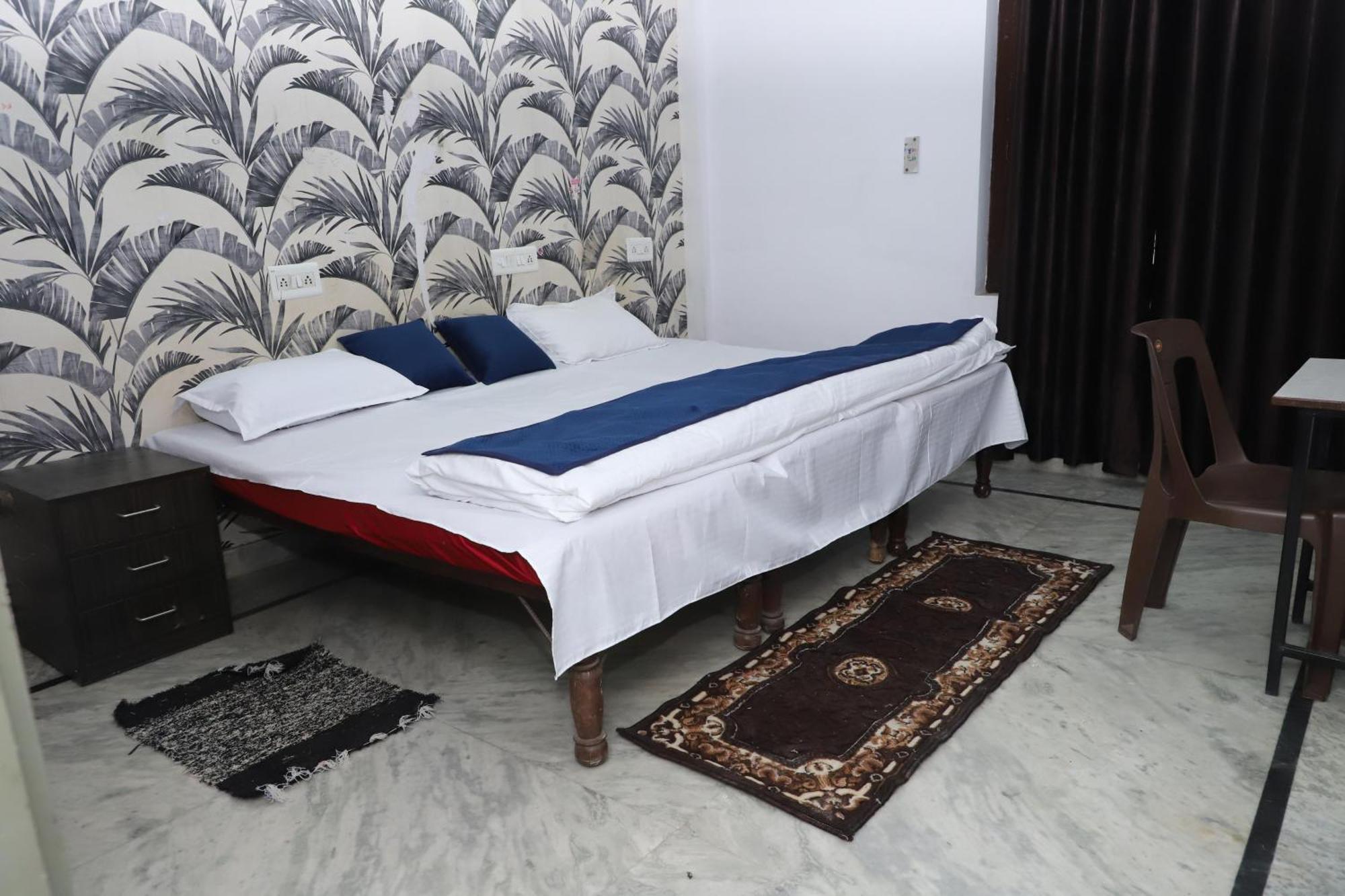 Hostel India