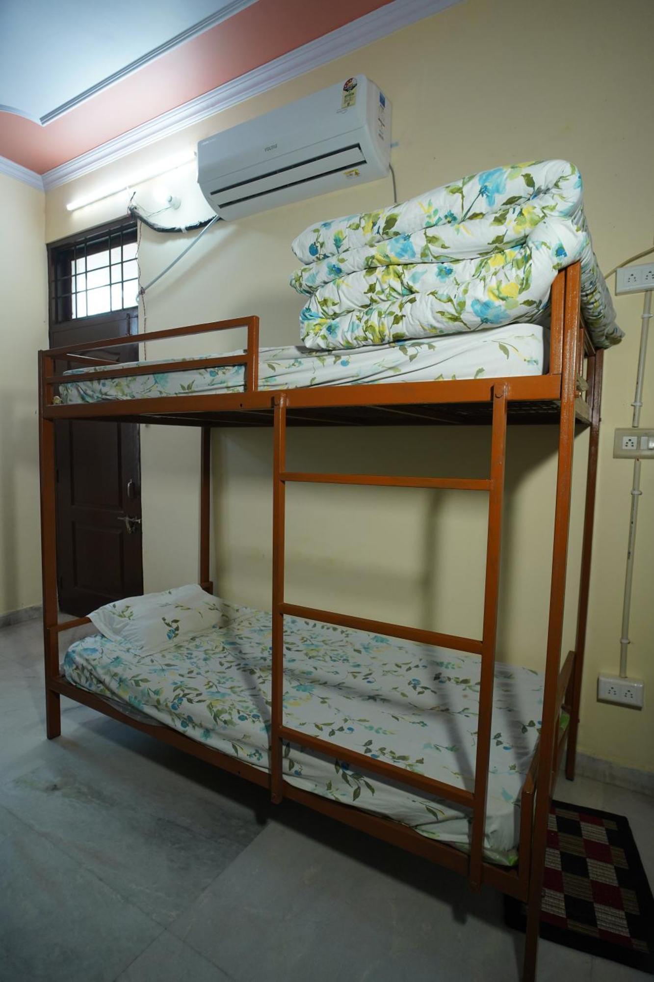 Om Trance Hostel Jaipur