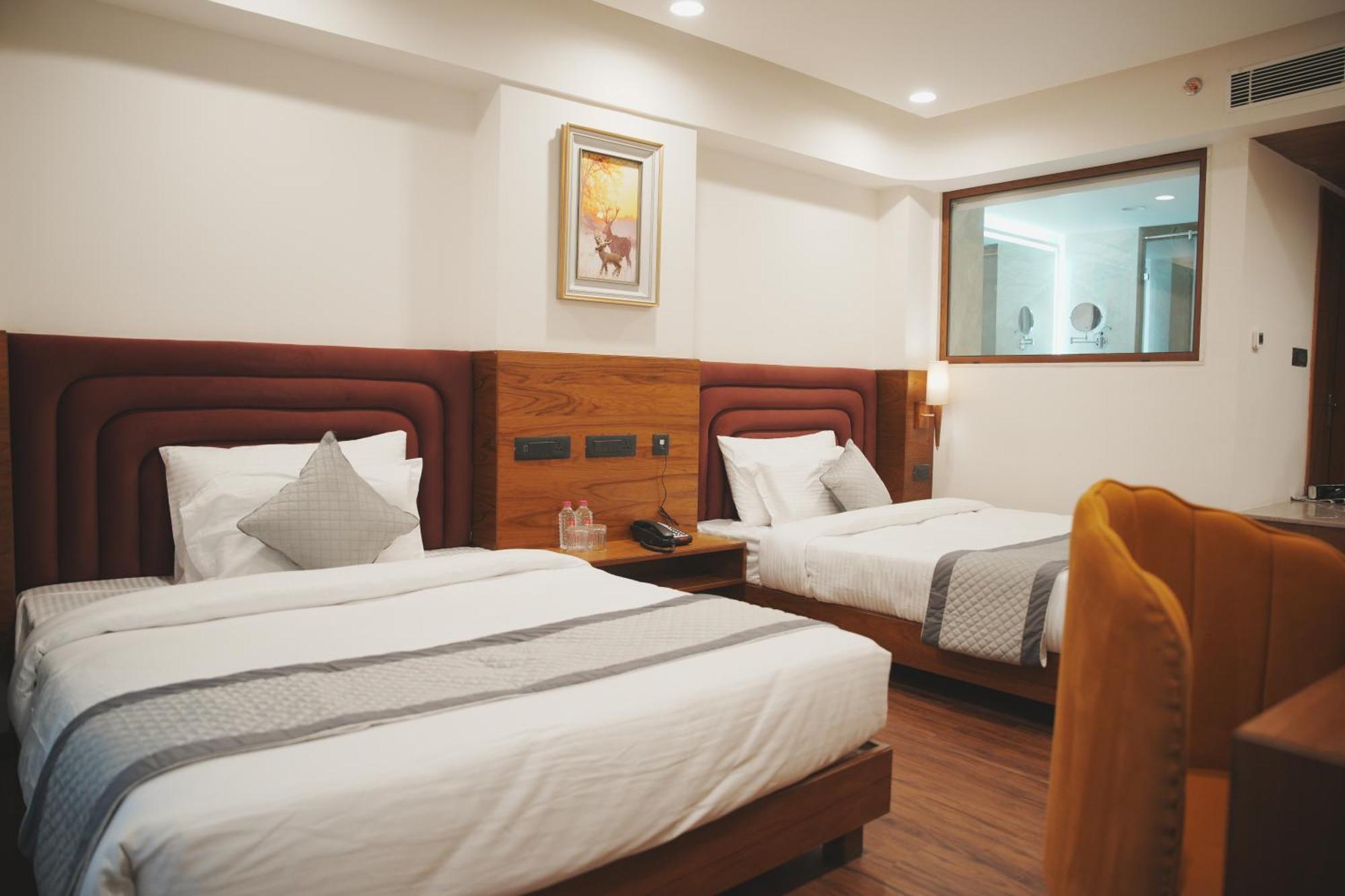 Park Central City Center Hotel