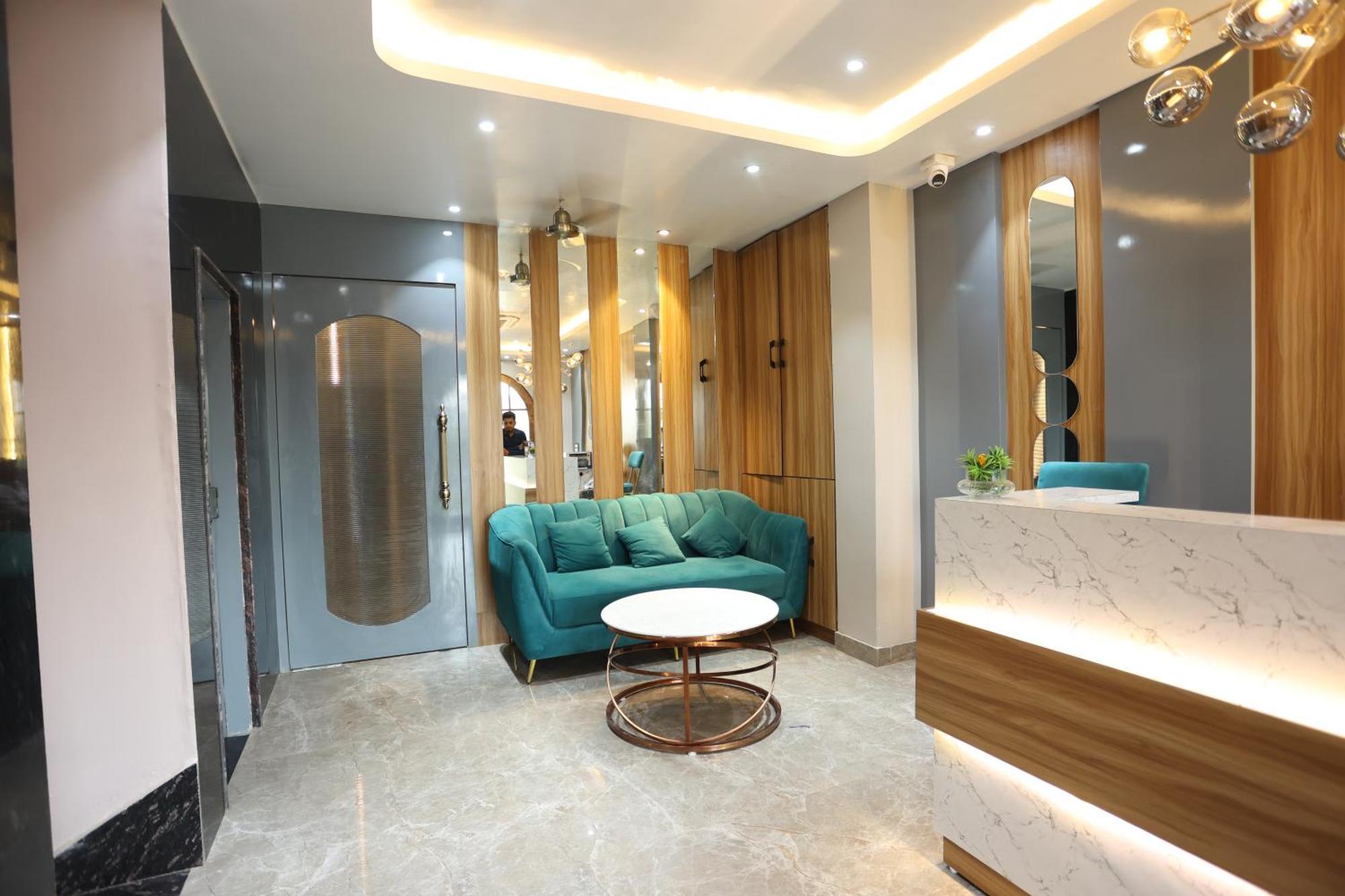 Hotel Trinay *