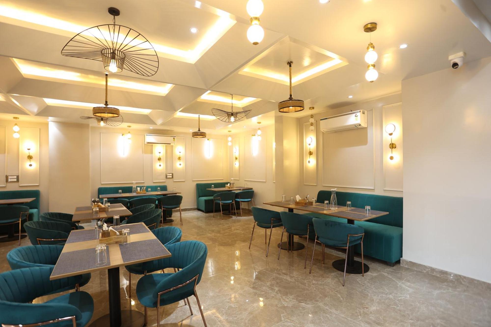 Hotel Trinay *