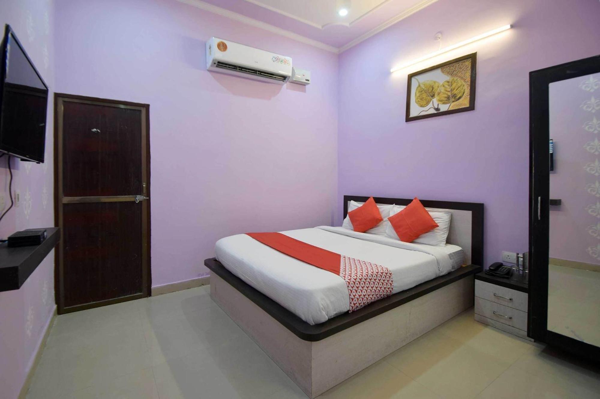 Hotel O Yash Meridion 4*